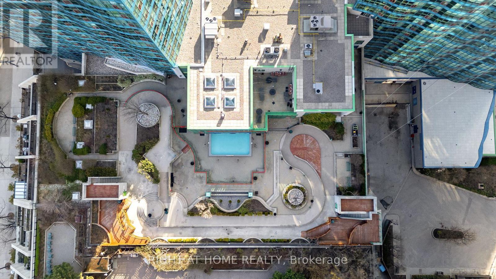 2306 - 77 Harbour Square, Toronto, ON -