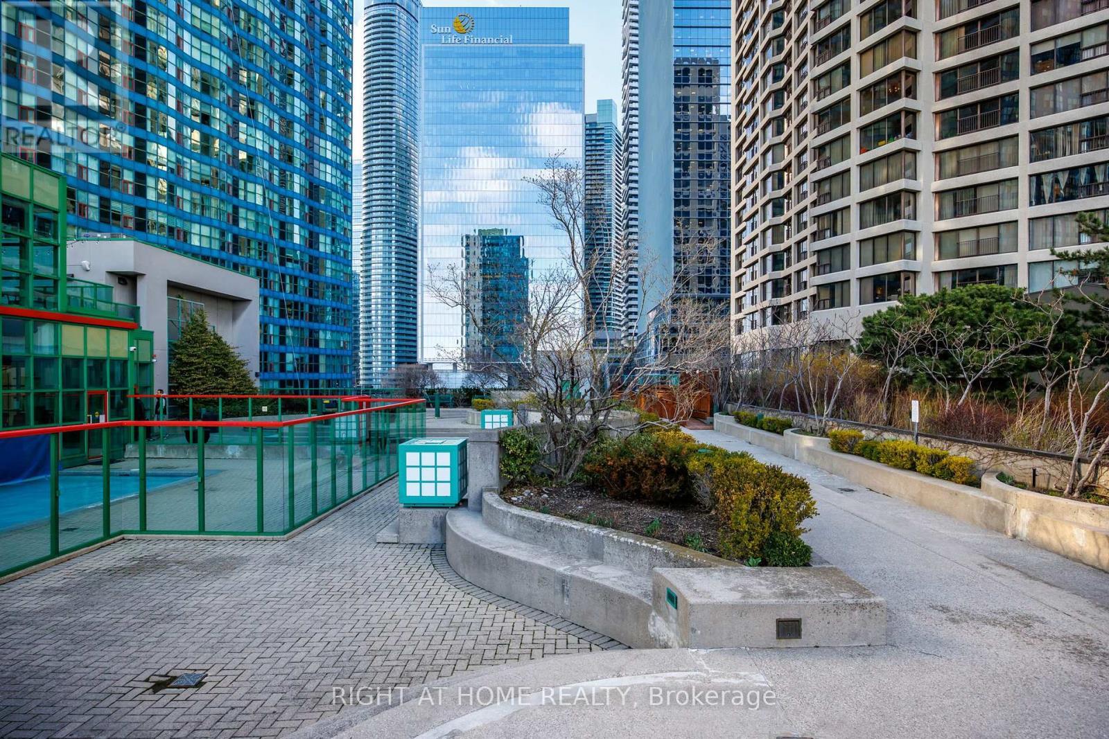 2306 - 77 Harbour Square, Toronto, ON - Outdoor With Facade