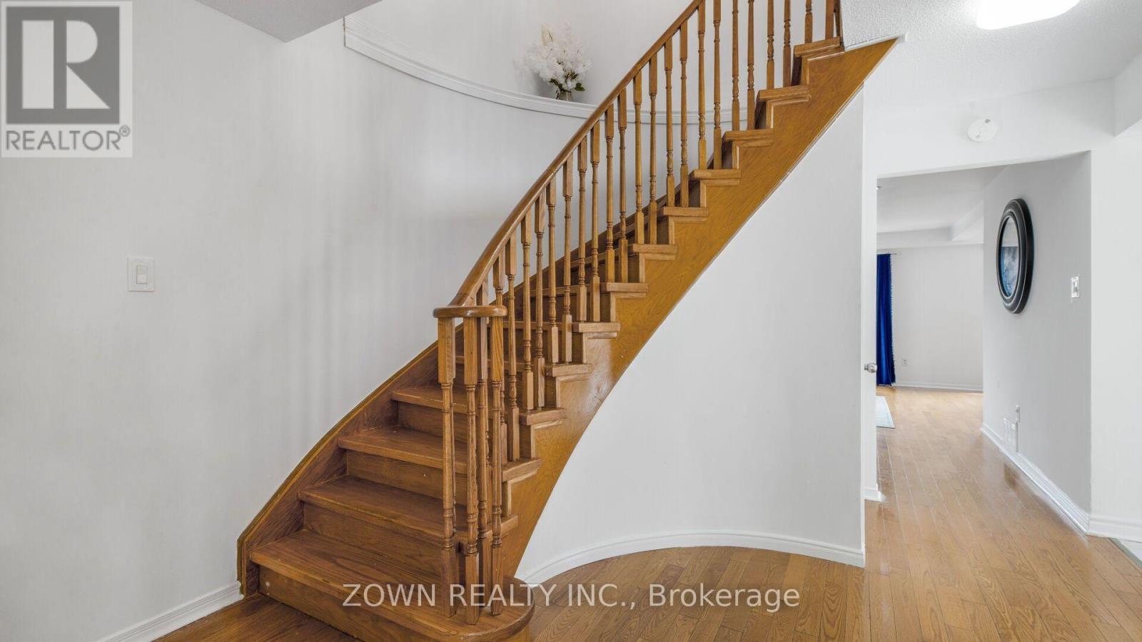1542 Kirkrow Crescent, Mississauga, ON - Indoor Photo Showing Other Room
