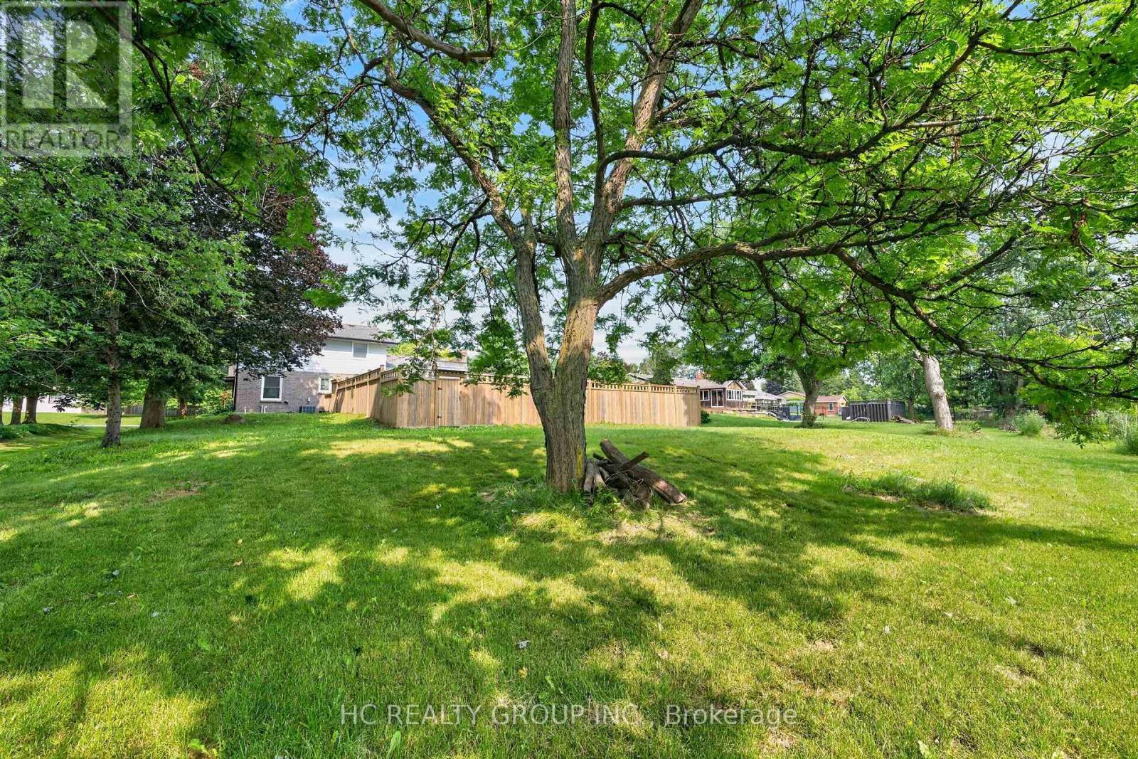 22 Fireside Drive, Hamilton, ON - Outdoor