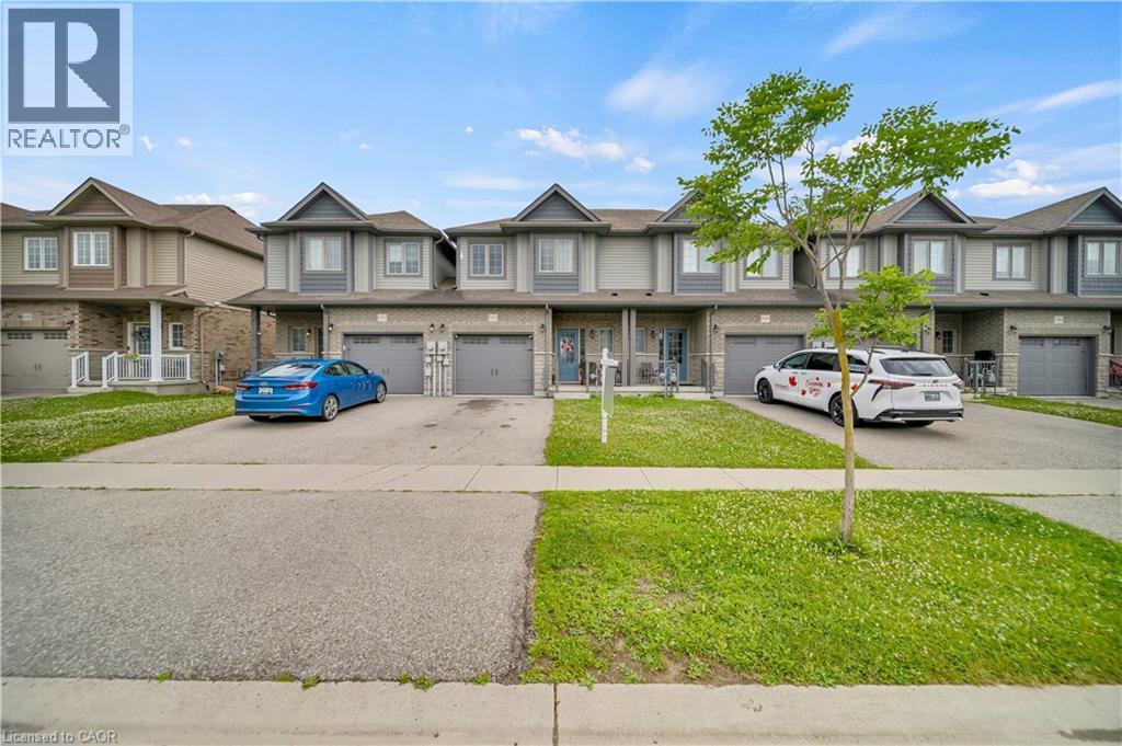 1450 Caen Avenue, Woodstock, ON - Outdoor With Facade