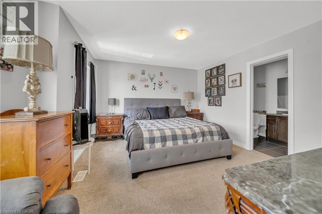 1450 Caen Avenue, Woodstock, ON - Indoor Photo Showing Bedroom
