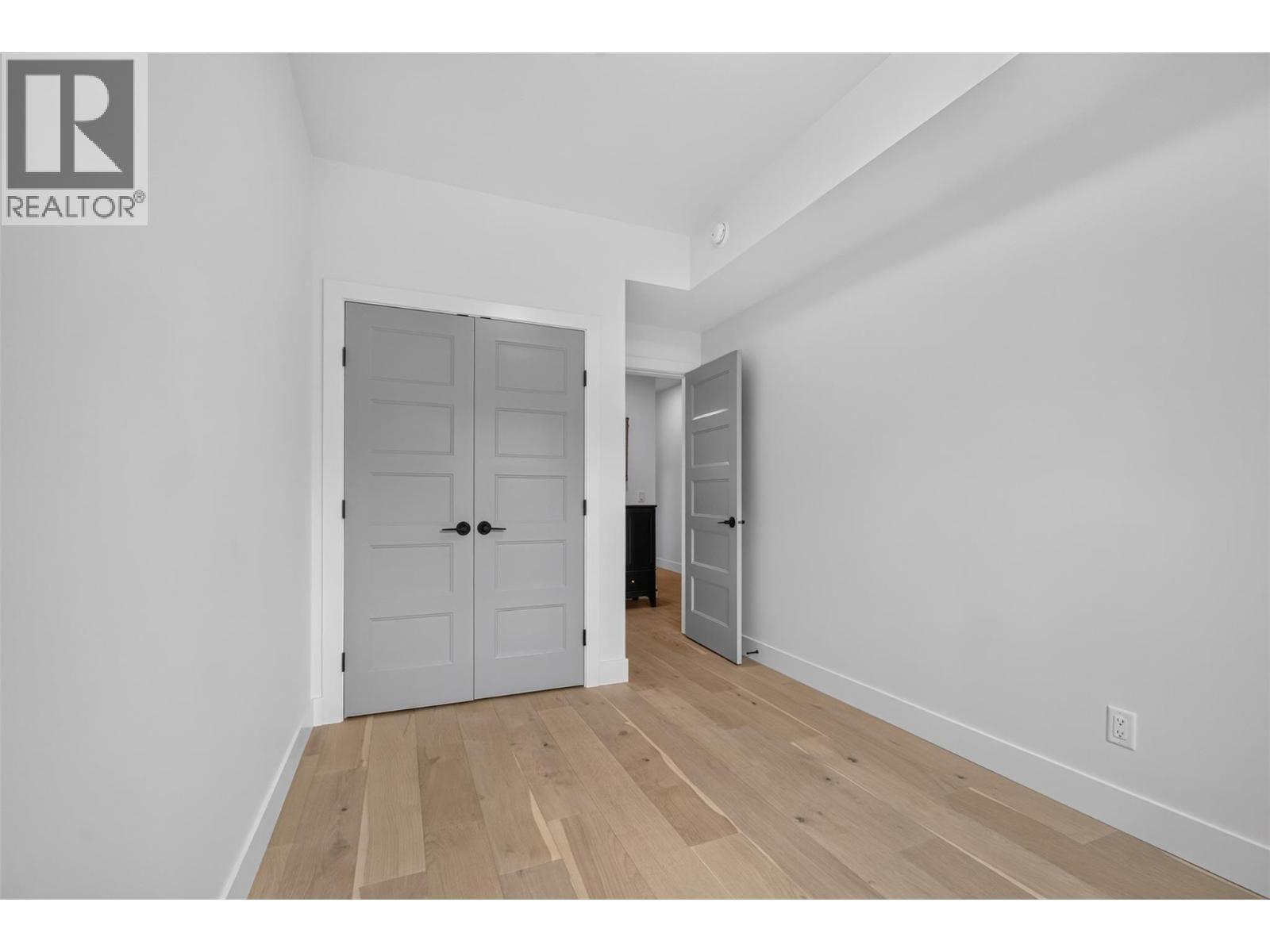 945 Borden Avenue Unit# 1, Kelowna, BC - Indoor Photo Showing Other Room