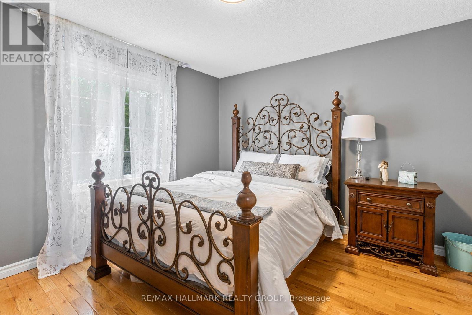 520 David Manchester Road, Ottawa, ON - Indoor Photo Showing Bedroom