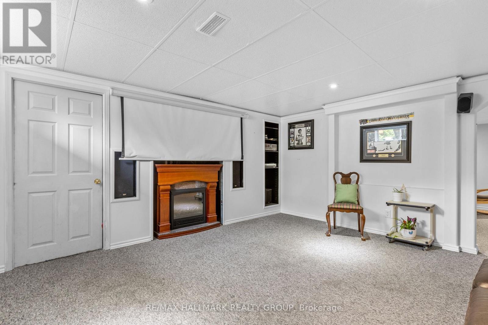 520 David Manchester Road, Ottawa, ON - Indoor With Fireplace