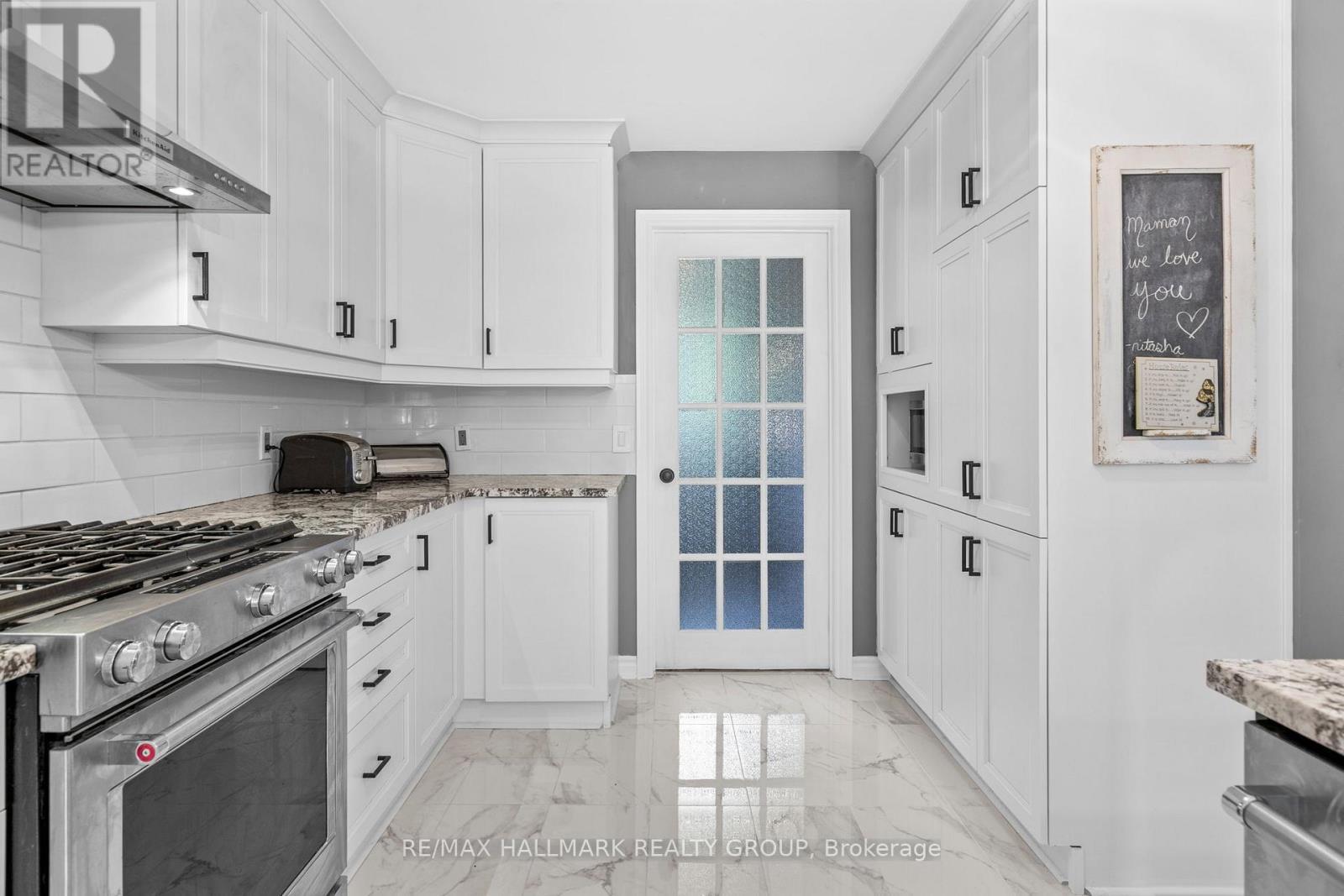 520 David Manchester Road, Ottawa, ON - Indoor Photo Showing Kitchen