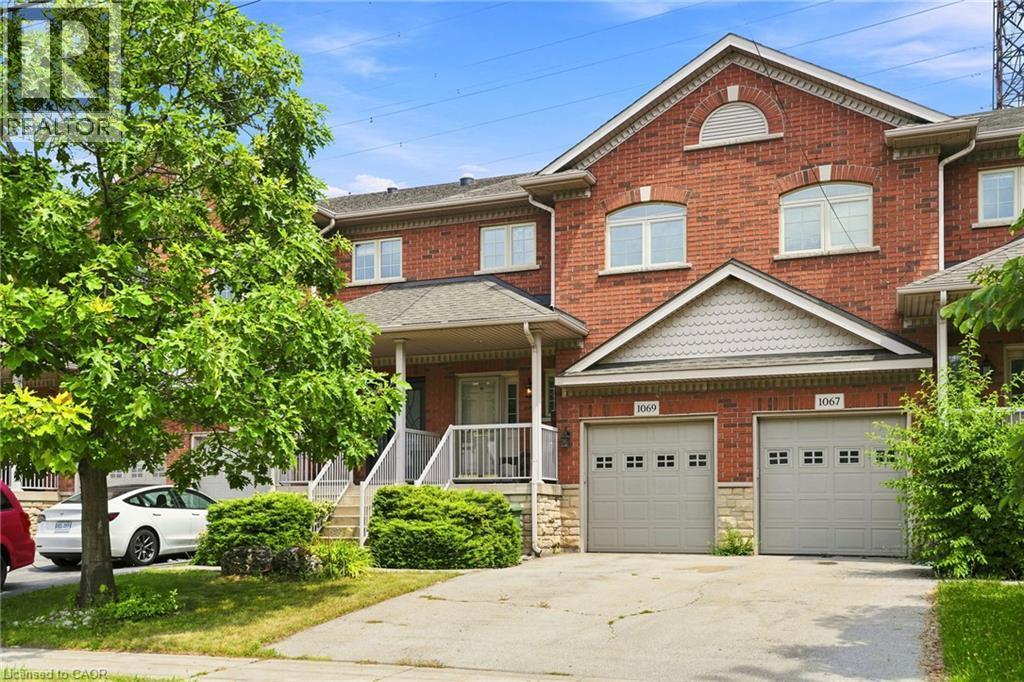 1069 Beach Boulevard, Hamilton, ON - Outdoor With Facade