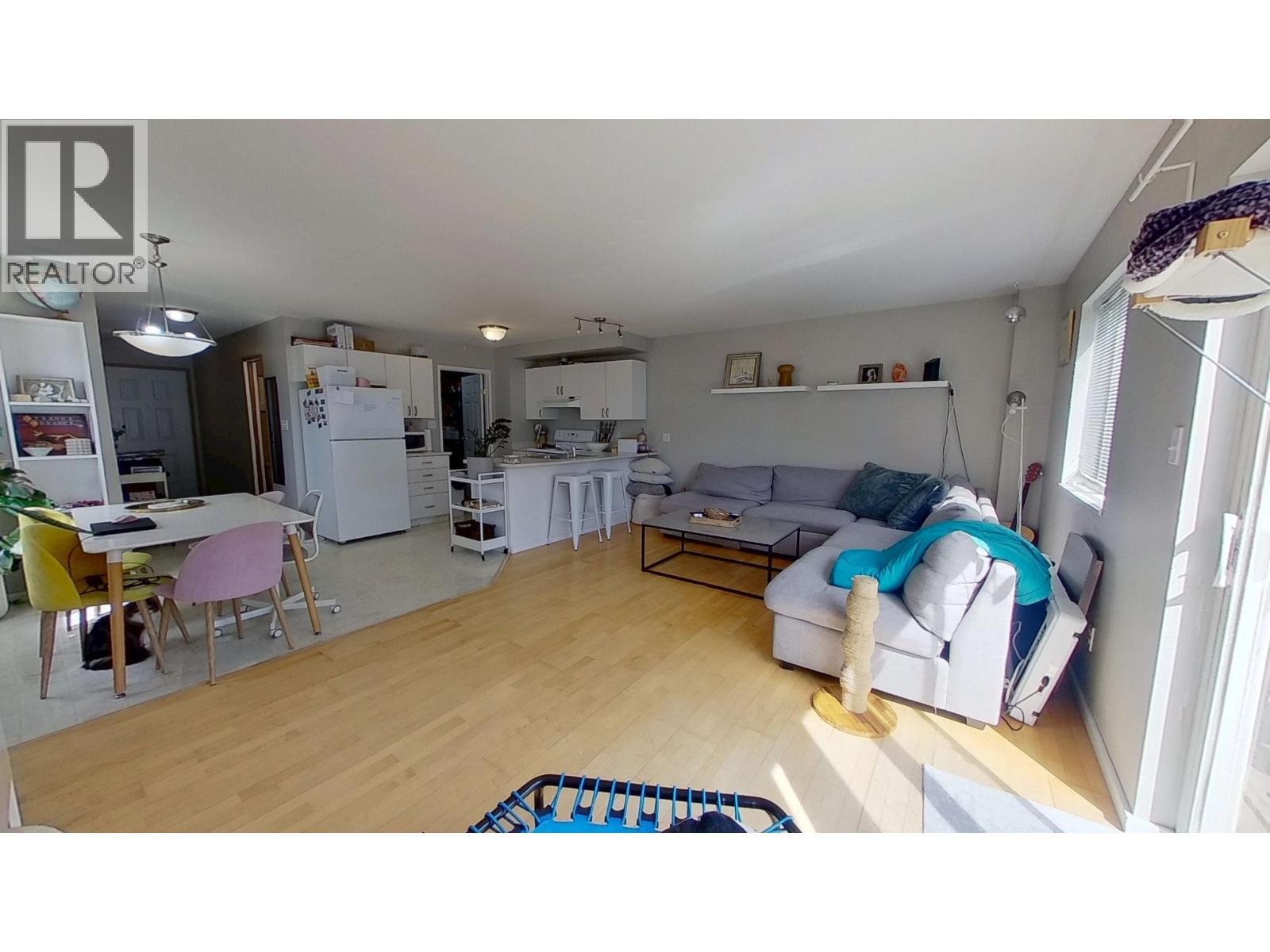 9703 93 Street, Fort St. John, BC - Indoor