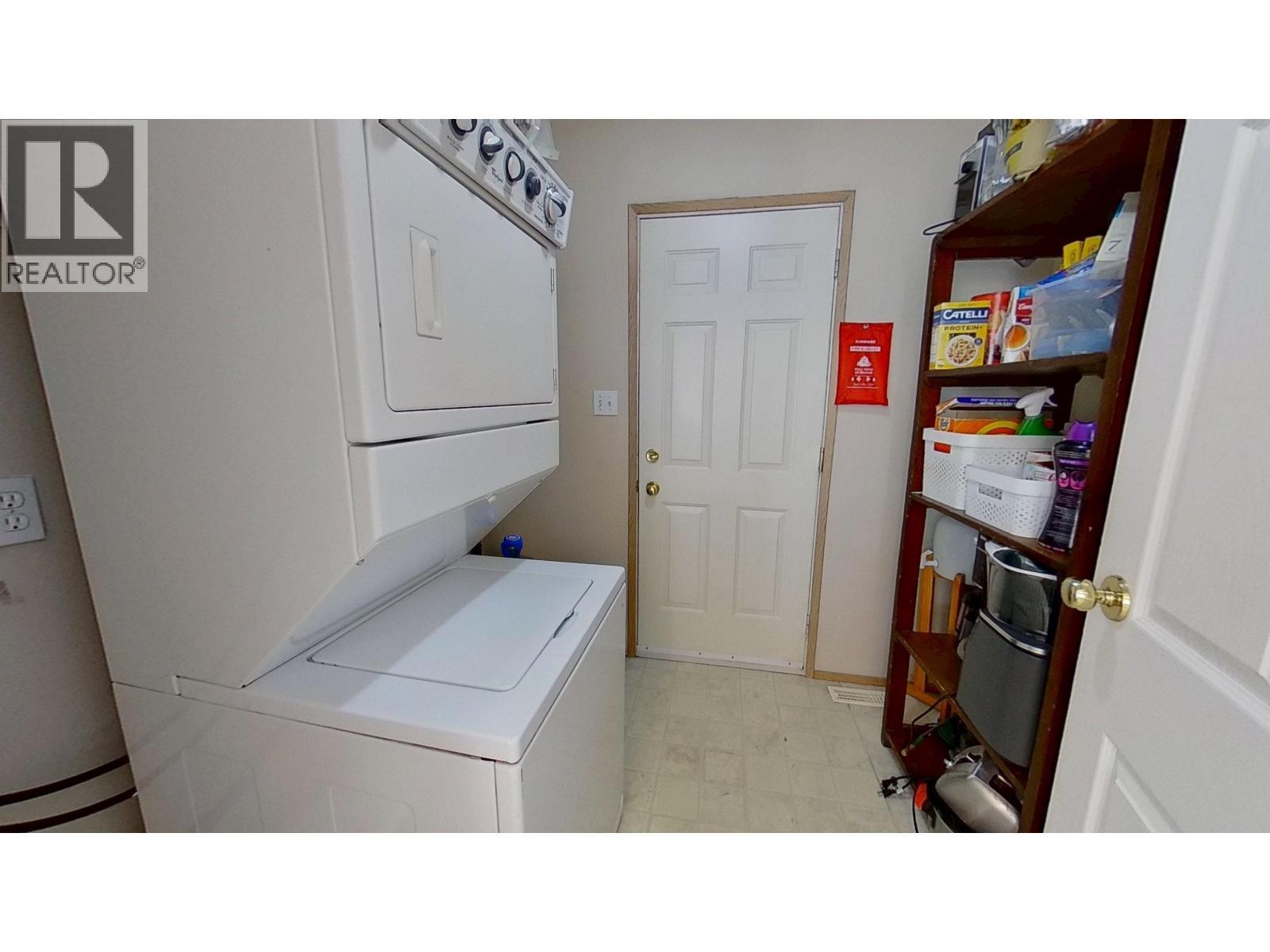 9703 93 Street, Fort St. John, BC - Indoor Photo Showing Laundry Room