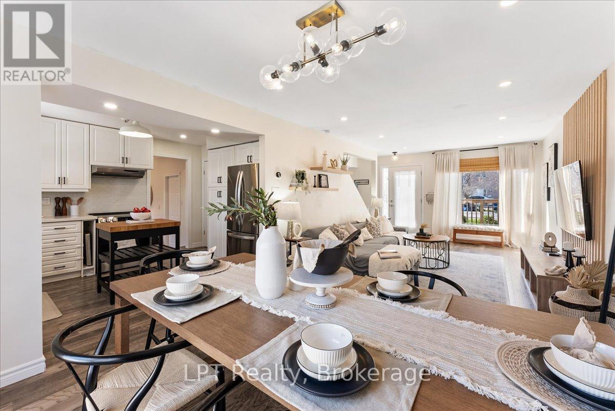 154 Beach Road, Georgina (Keswick North), ON - Indoor