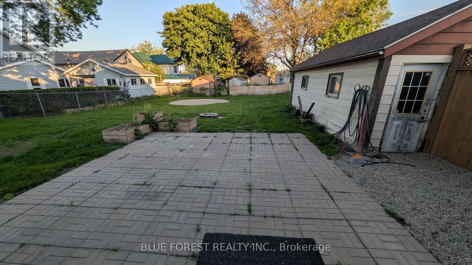 30 Catherine Street, Ingersoll (Ingersoll - North), ON - Outdoor
