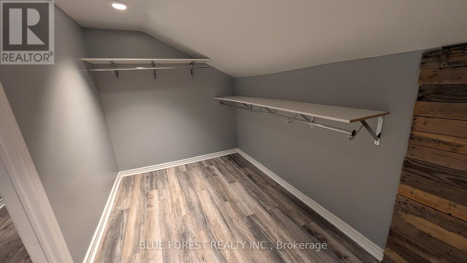 30 Catherine Street, Ingersoll (Ingersoll - North), ON - Indoor With Storage