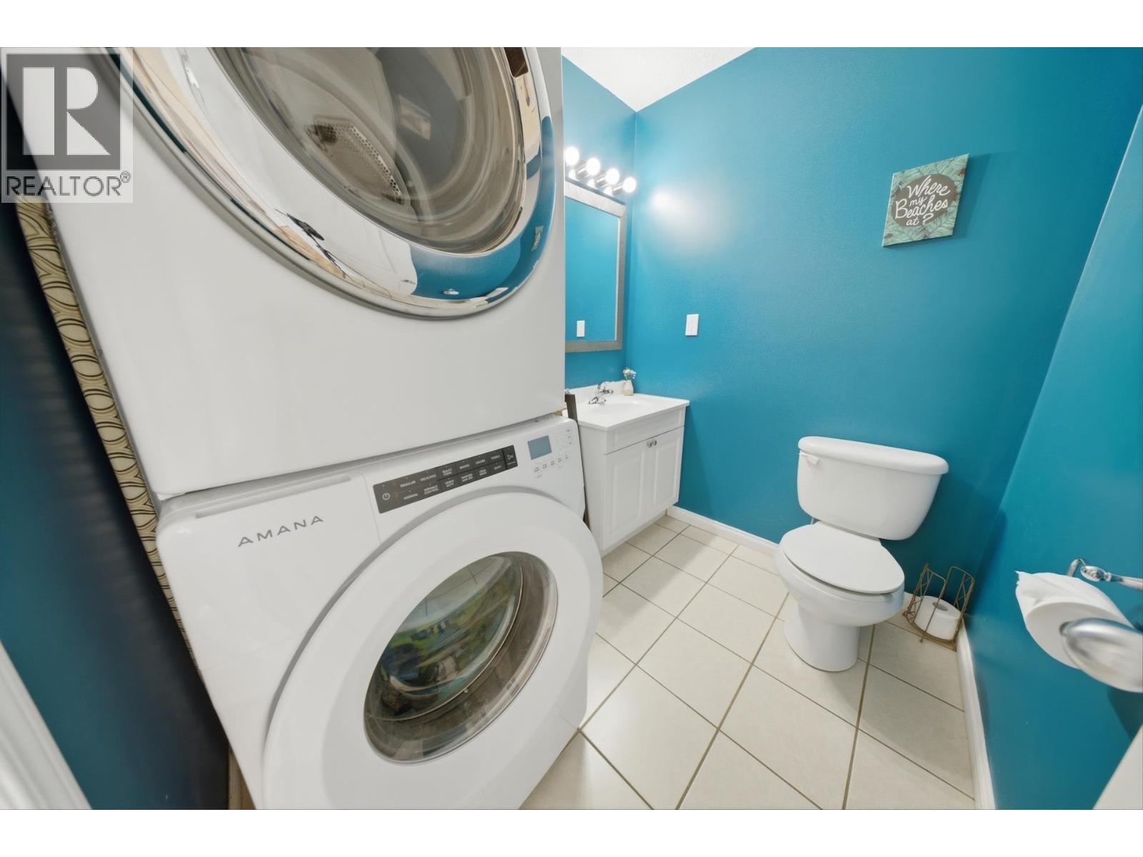 8406 86 Avenue, Fort St. John, BC - Indoor Photo Showing Laundry Room