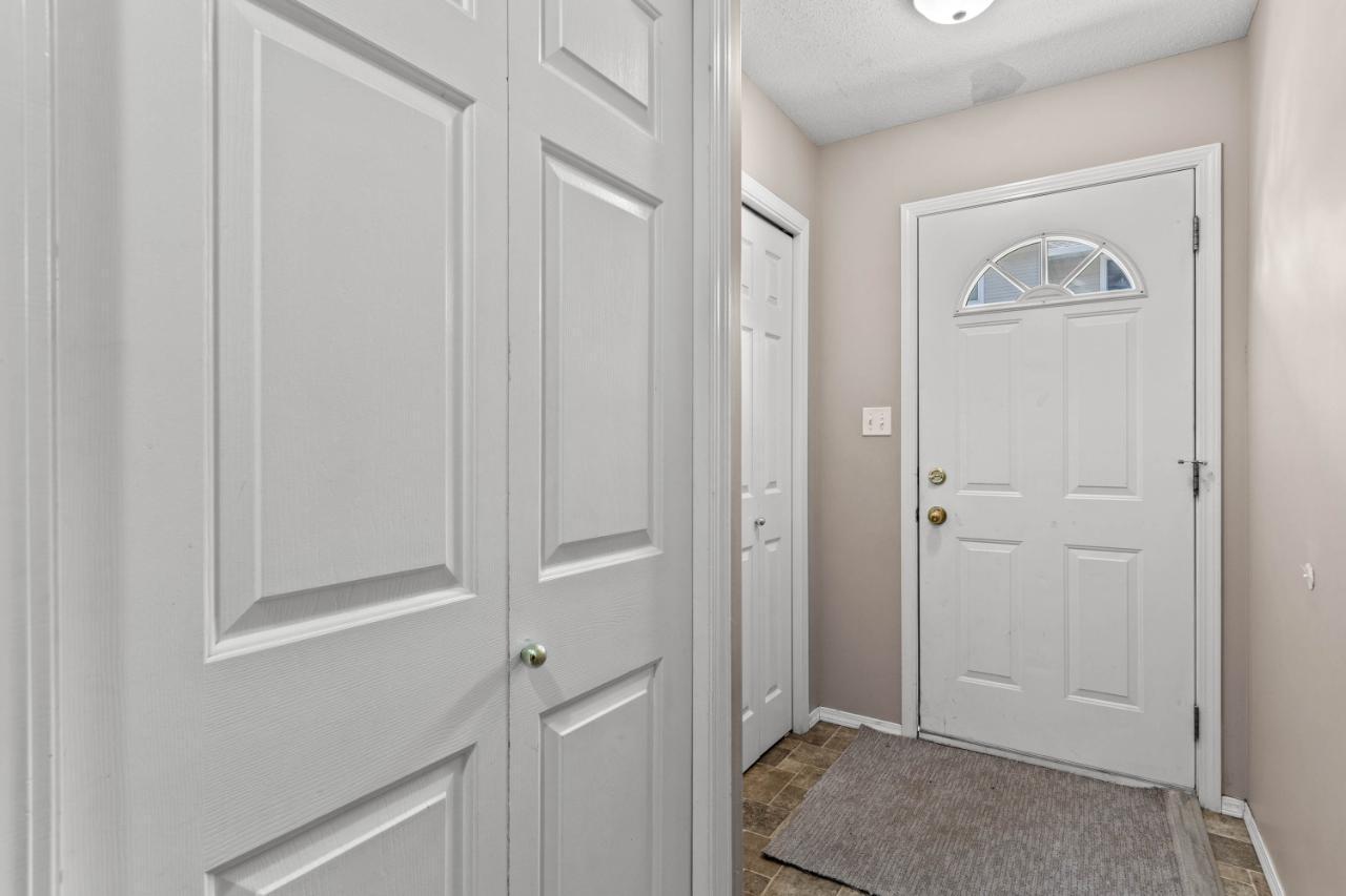 19-1920 Hugh Allan Drive, Kamloops, BC - Indoor Photo Showing Other Room
