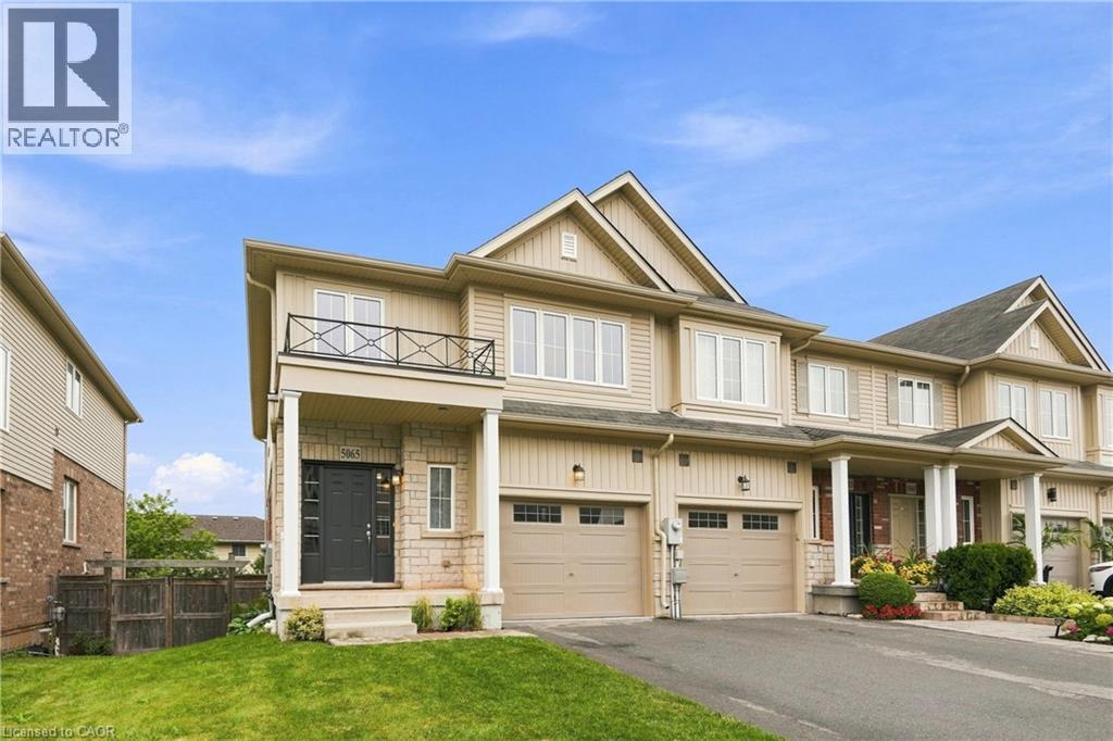 5065 Serena Drive, Beamsville, ON - Outdoor With Facade