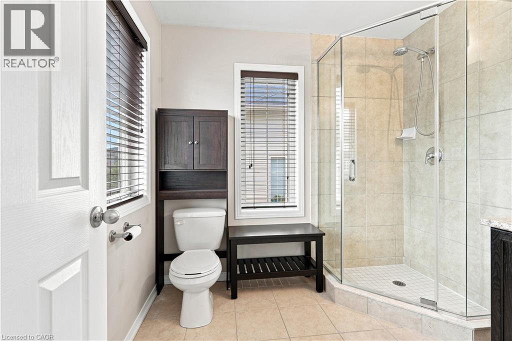 5065 Serena Drive, Beamsville, ON - Indoor Photo Showing Bathroom