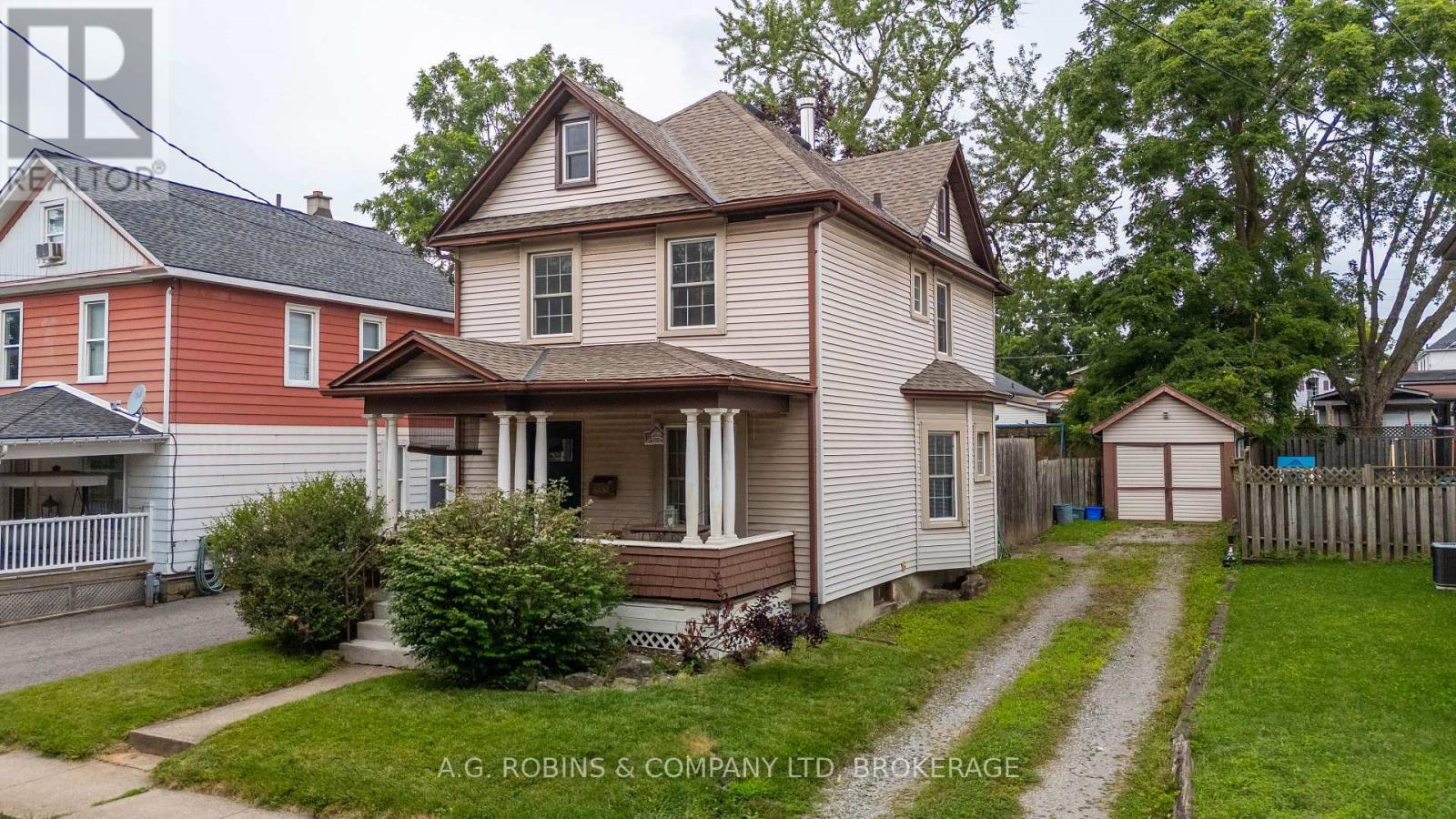 6345 Barker Street, Niagara Falls (Dorchester), ON - Outdoor
