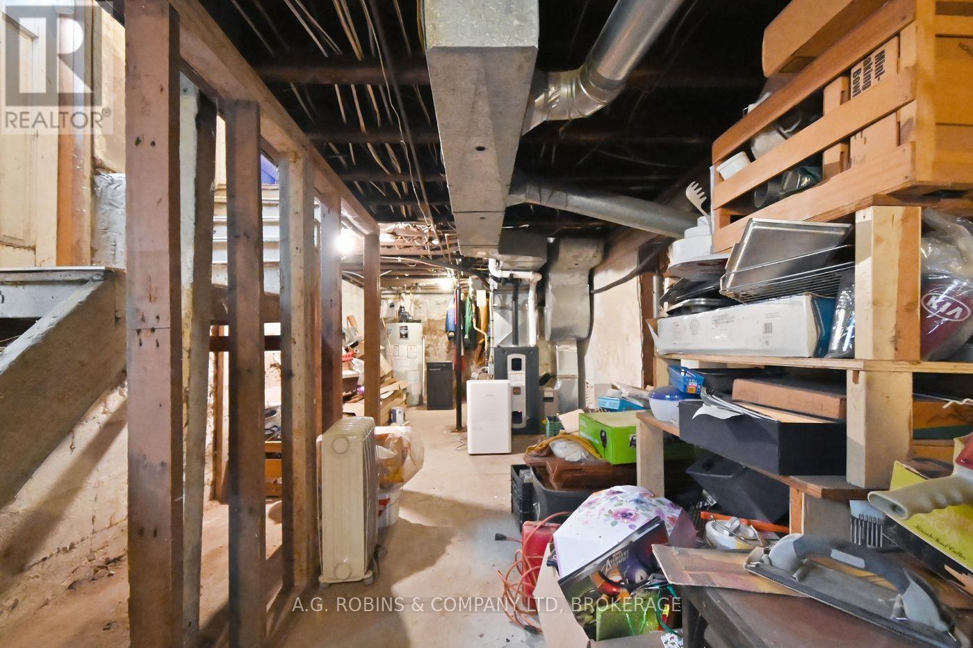 6345 Barker Street, Niagara Falls (Dorchester), ON - Indoor Photo Showing Basement