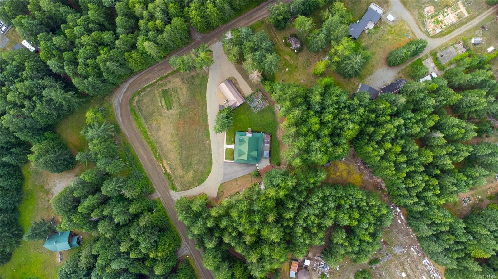 1258 Barr Dr, Merville, BC