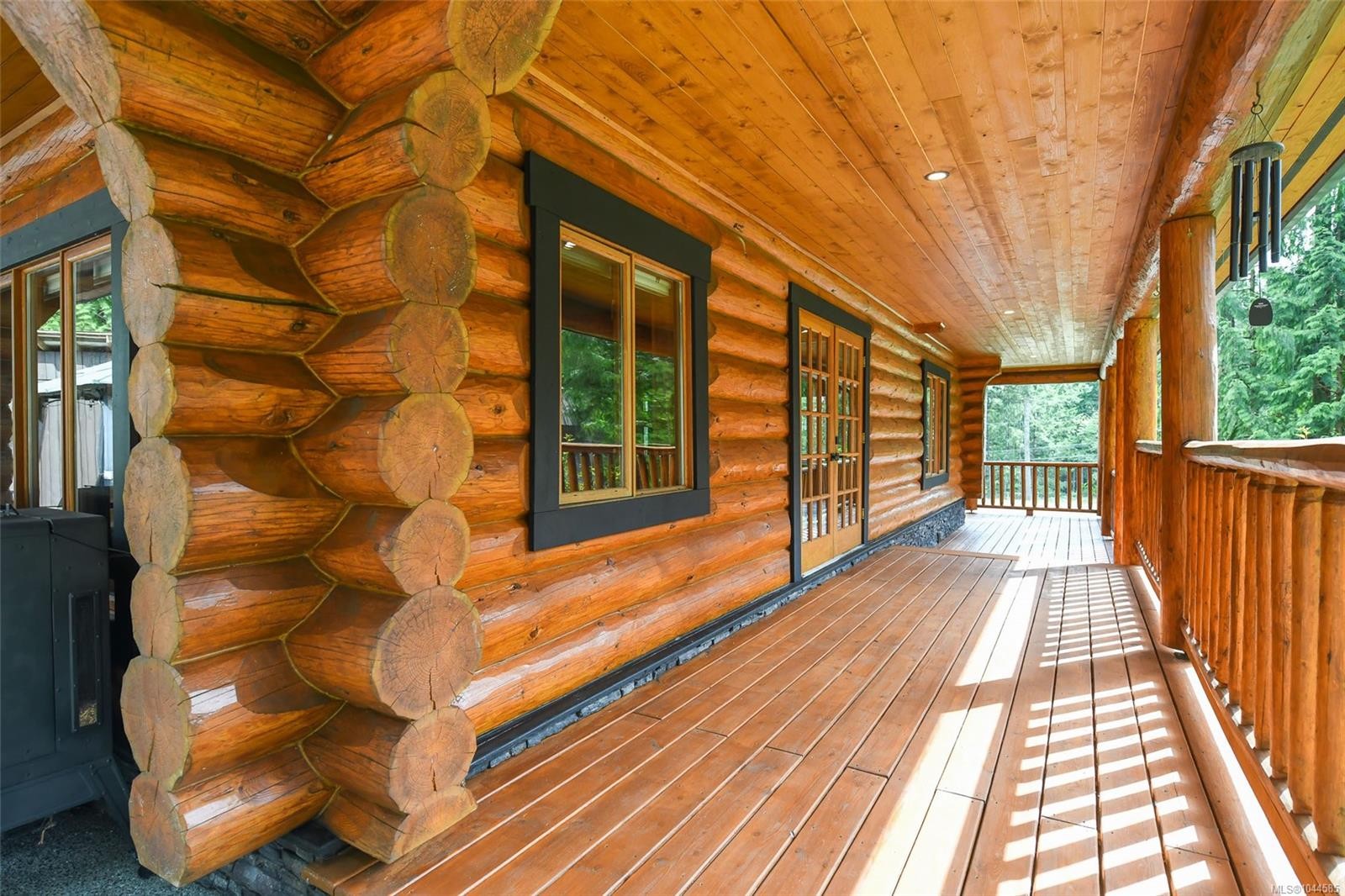 1258 Barr Dr, Merville, BC