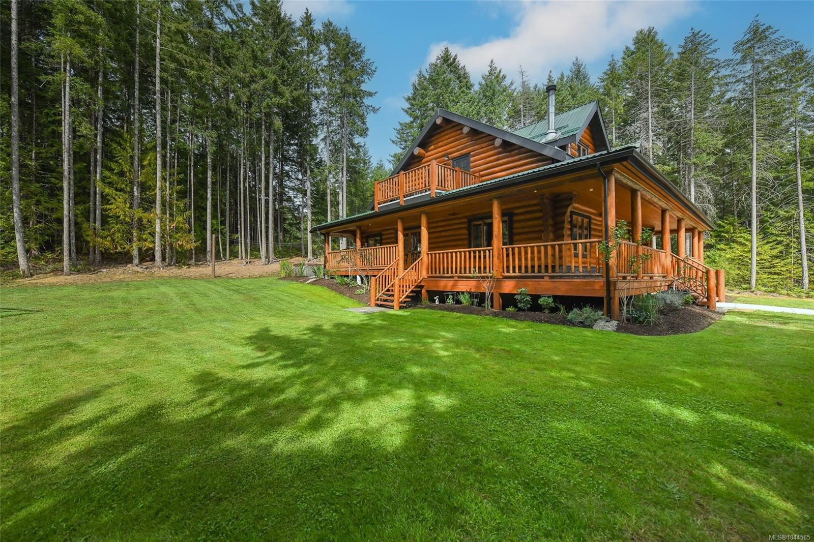 1258 Barr Dr, Merville, BC