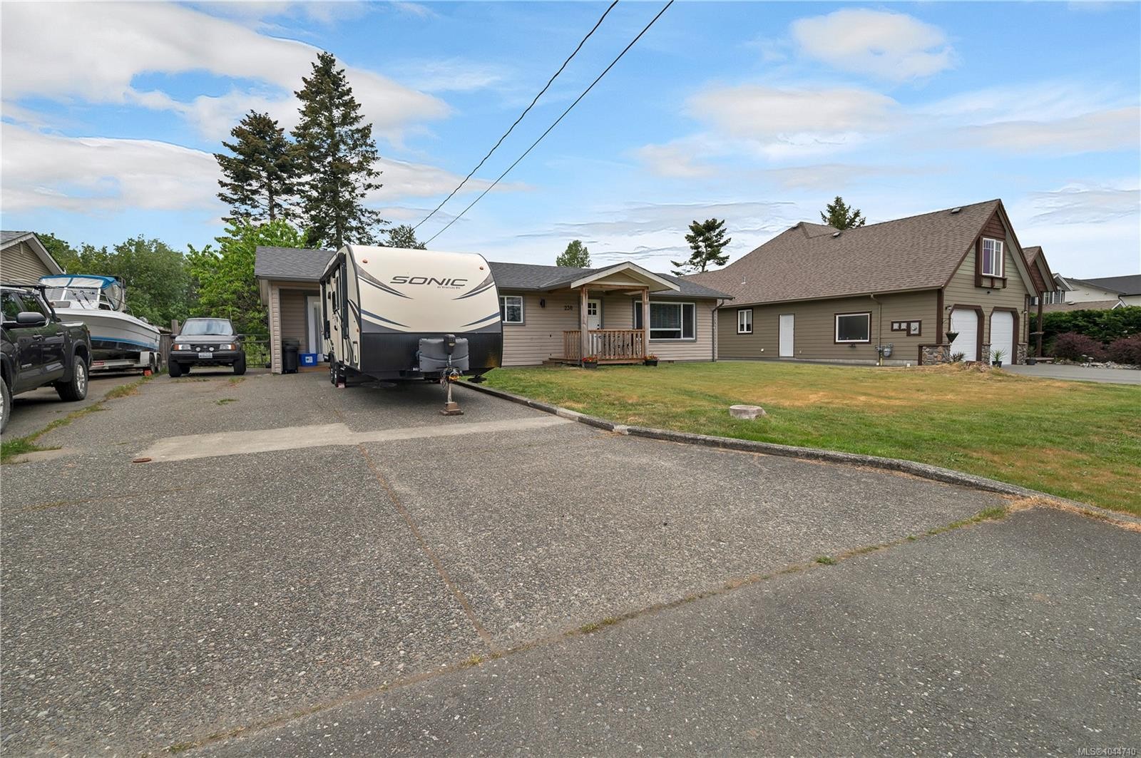 230 Carolyn Rd, Campbell River, BC