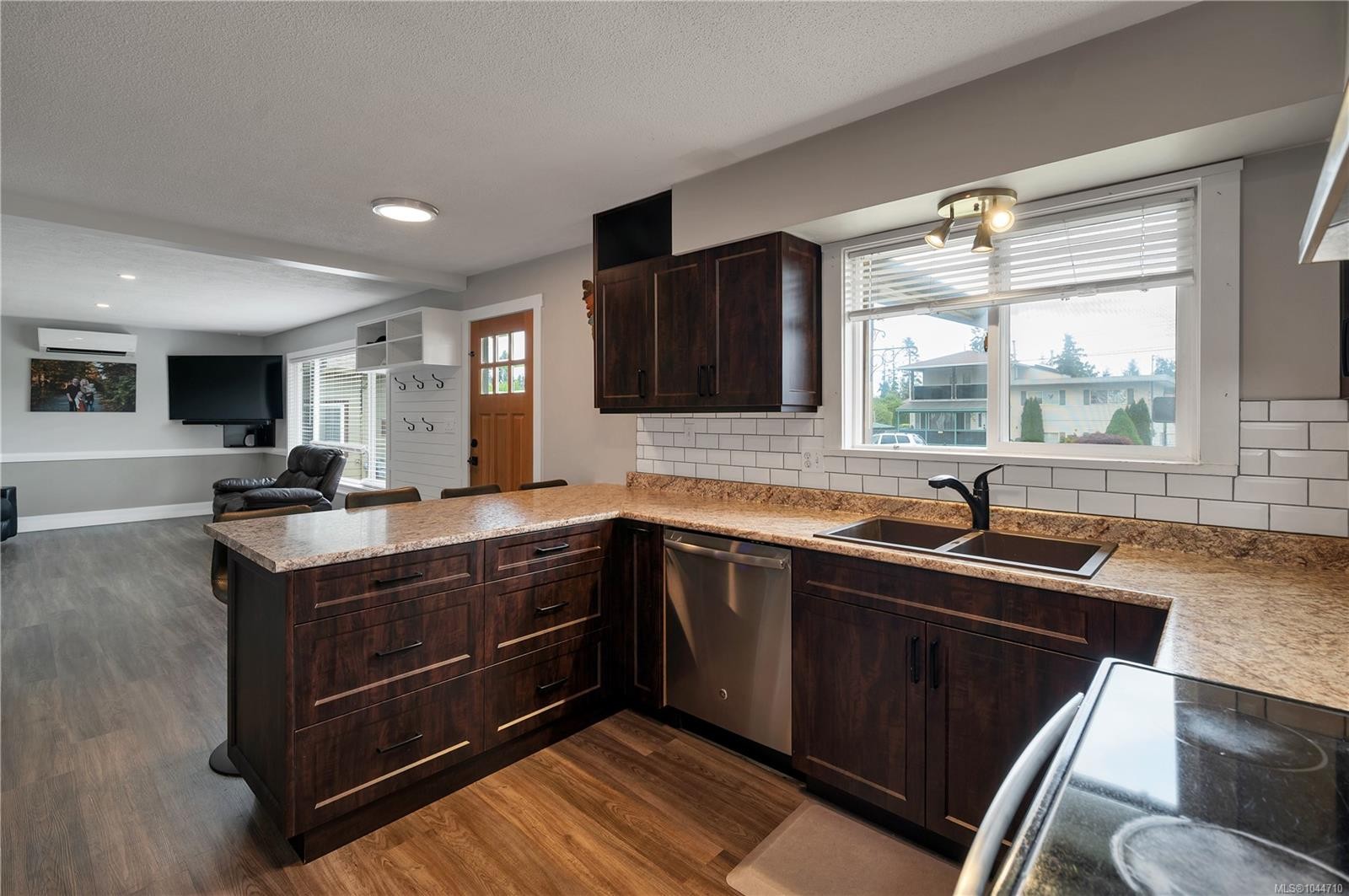 230 Carolyn Rd, Campbell River, BC