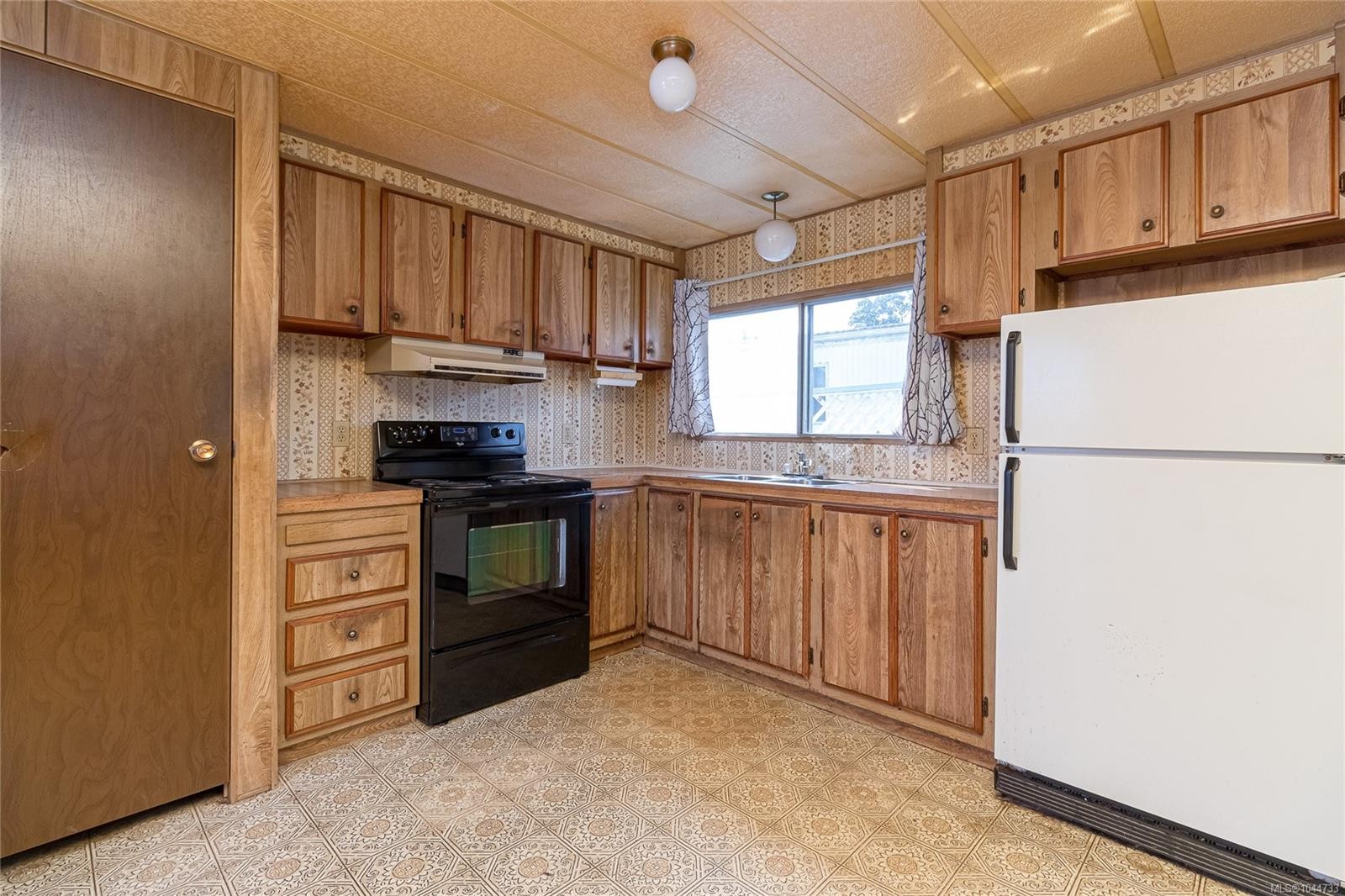 #5-124 Cooper Rd, View Royal, BC