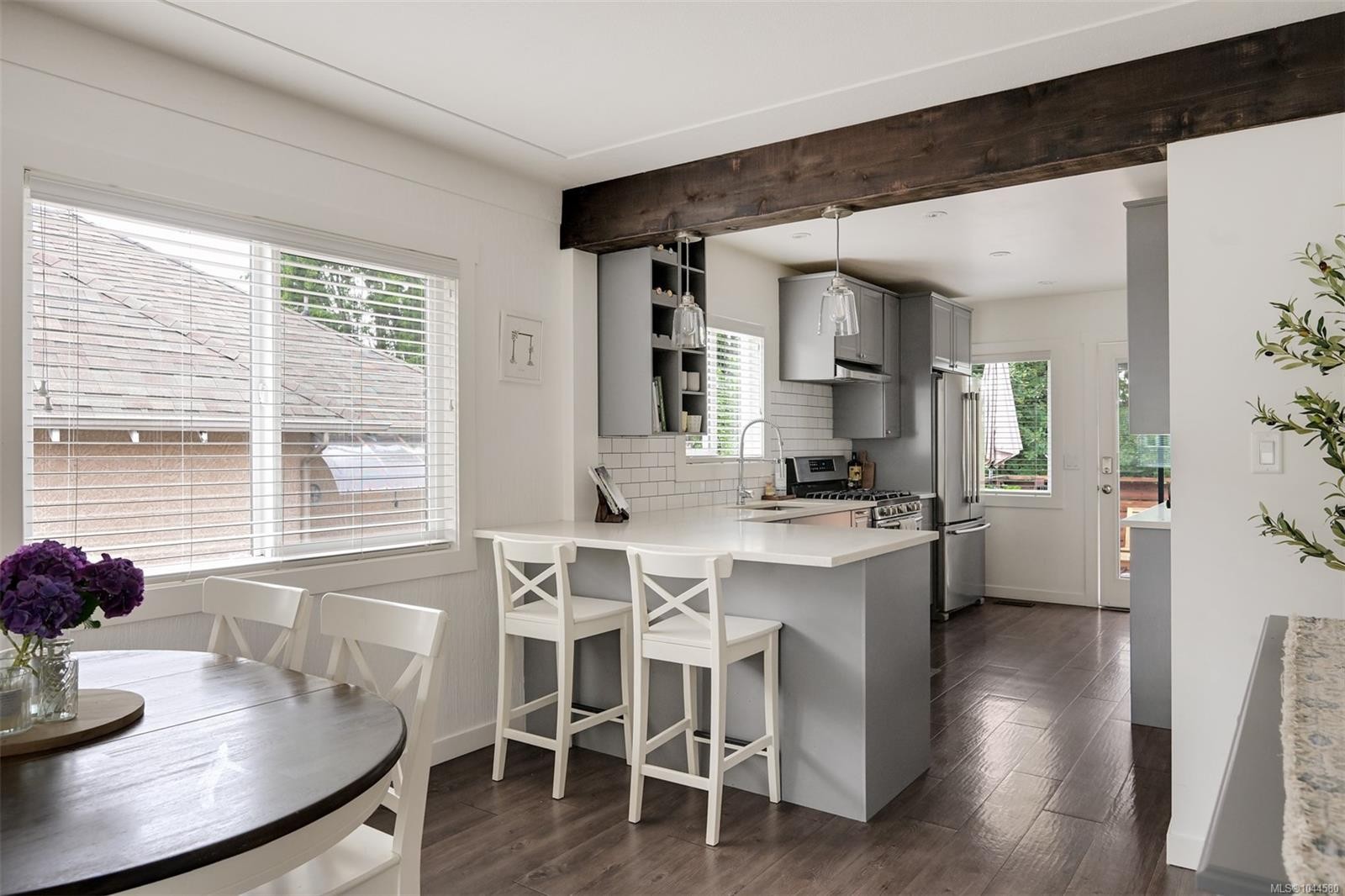 3128 Quadra St, Victoria, BC