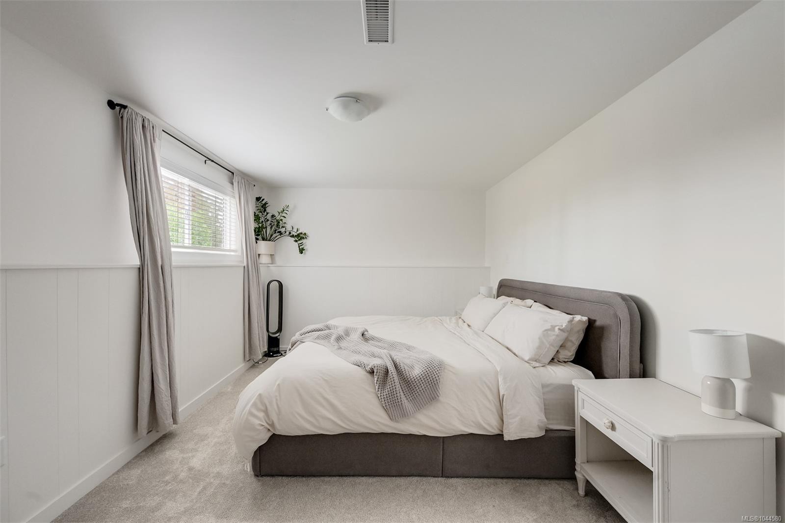 3128 Quadra St, Victoria, BC