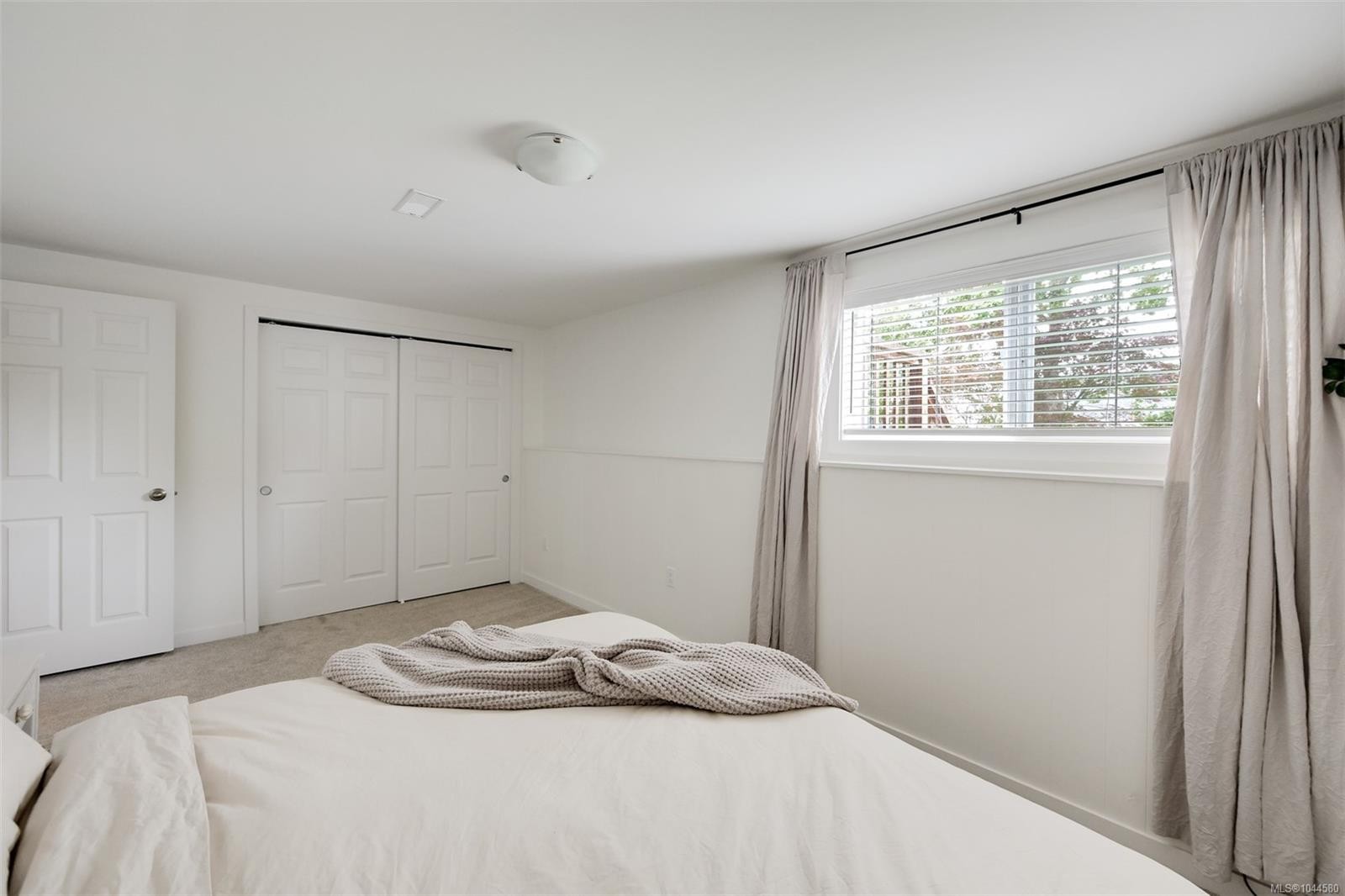 3128 Quadra St, Victoria, BC