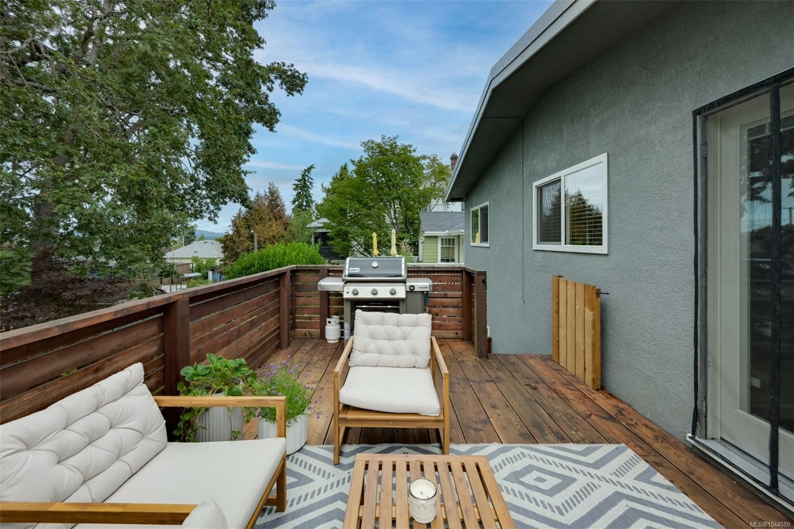 3128 Quadra St, Victoria, BC