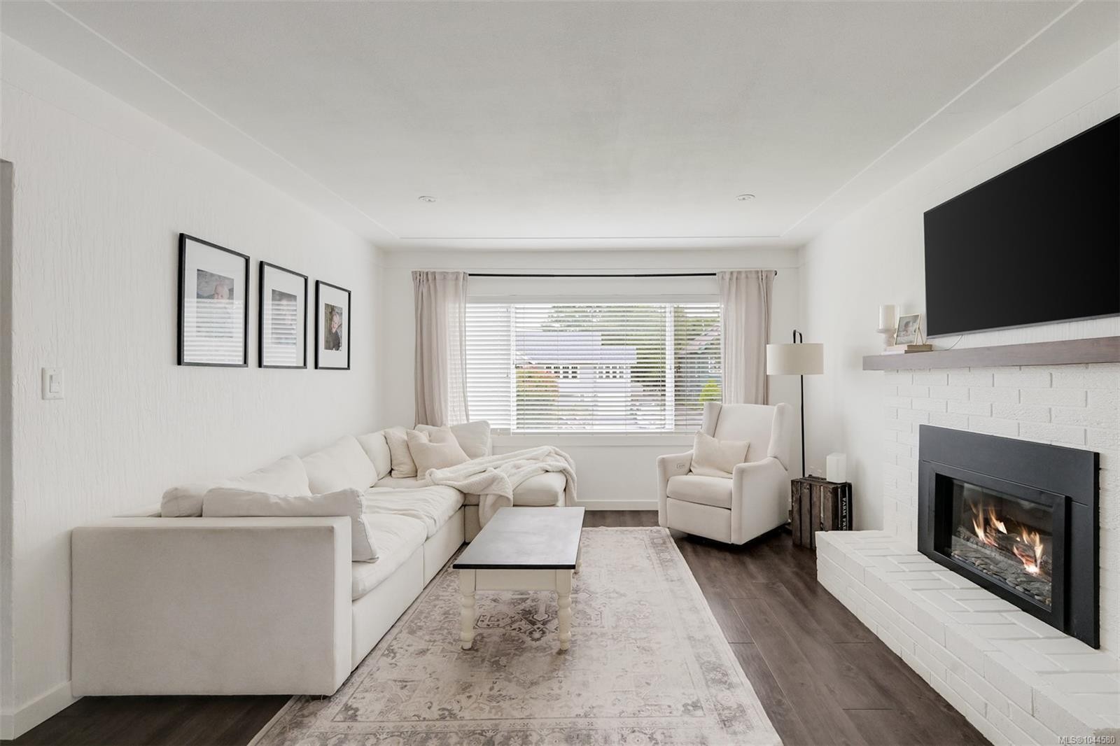 3128 Quadra St, Victoria, BC