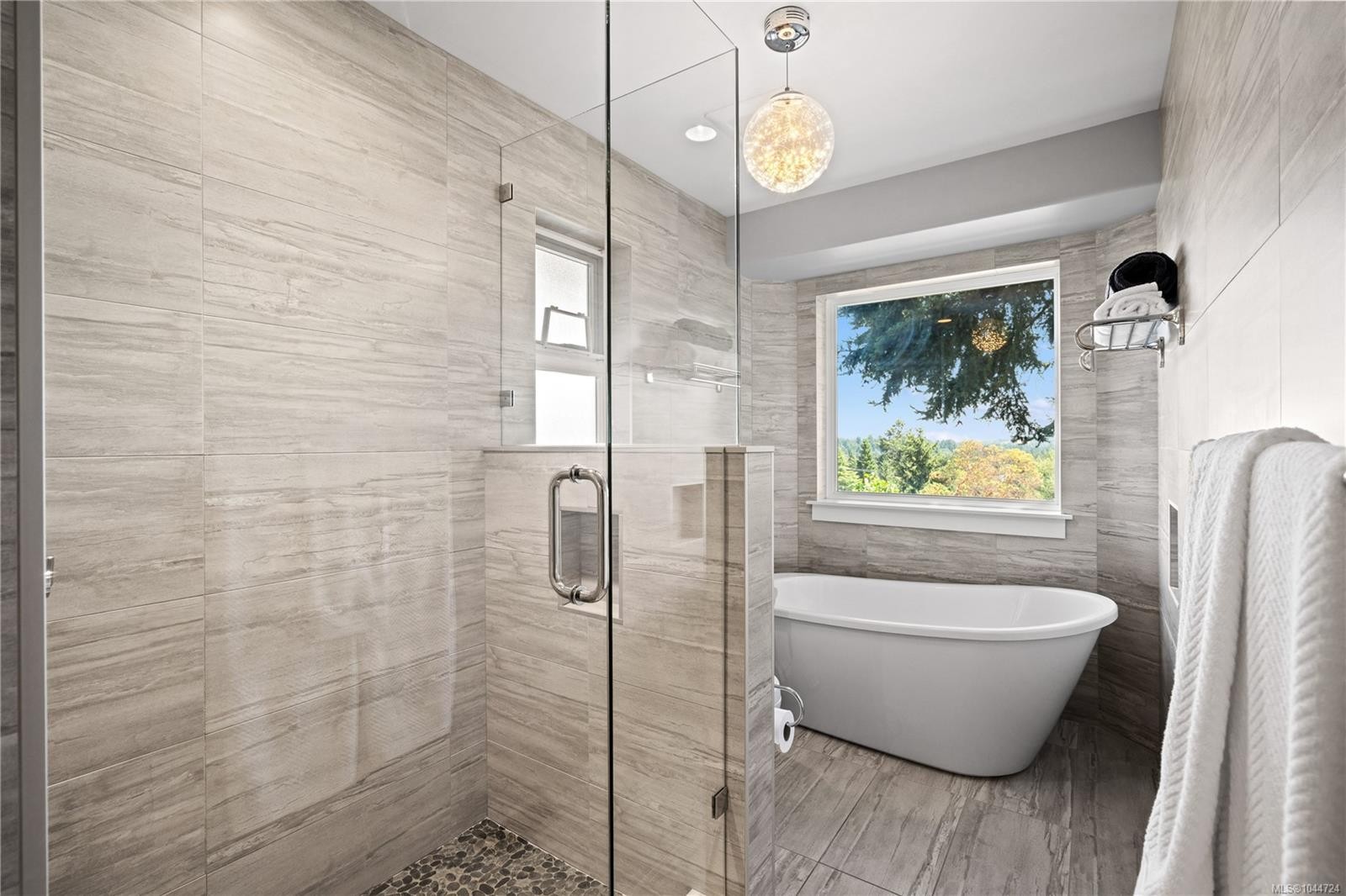 923 Whisperwind Pl, Langford, BC