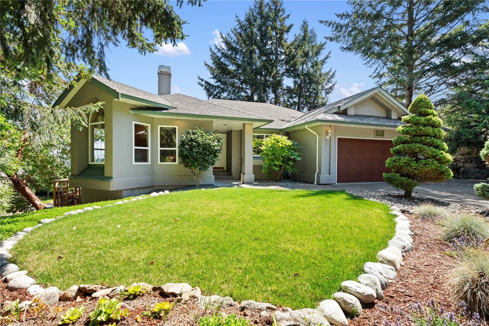923 Whisperwind Pl, Langford, BC