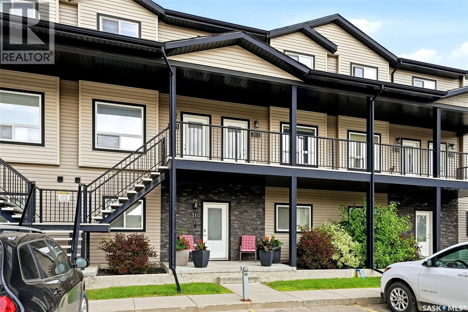 312 3822 Dewdney Avenue E, Regina, SK - Outdoor With Balcony