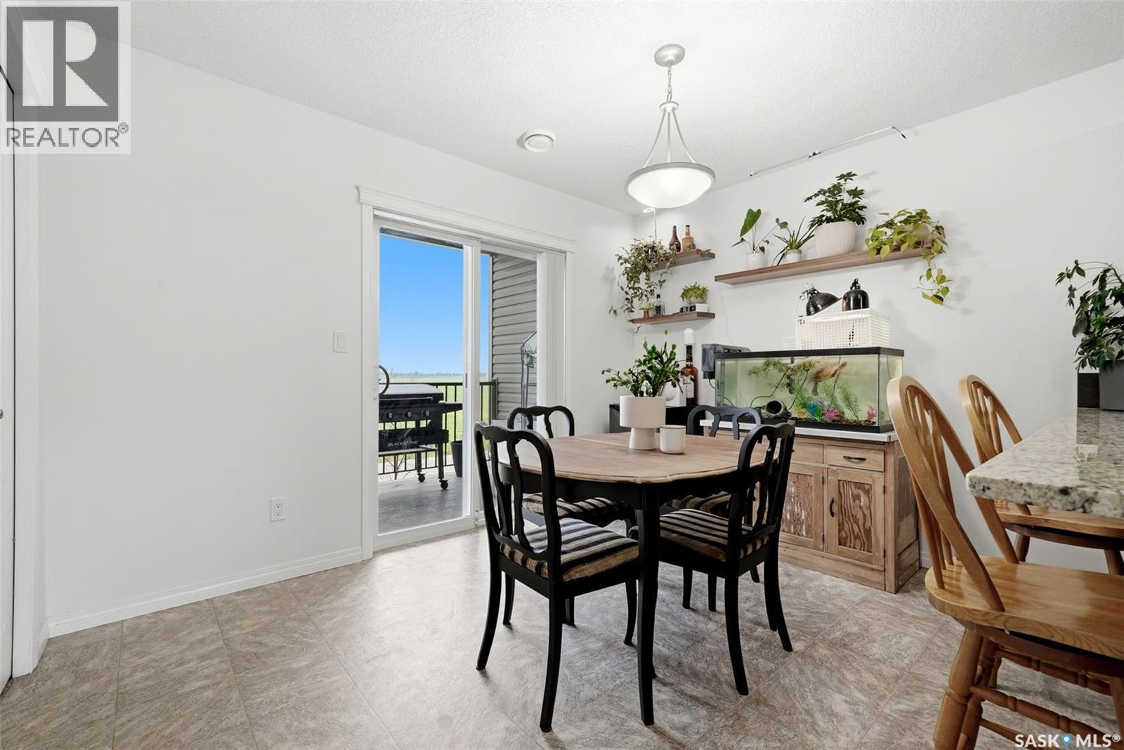 312 3822 Dewdney Avenue E, Regina, SK - Indoor Photo Showing Dining Room