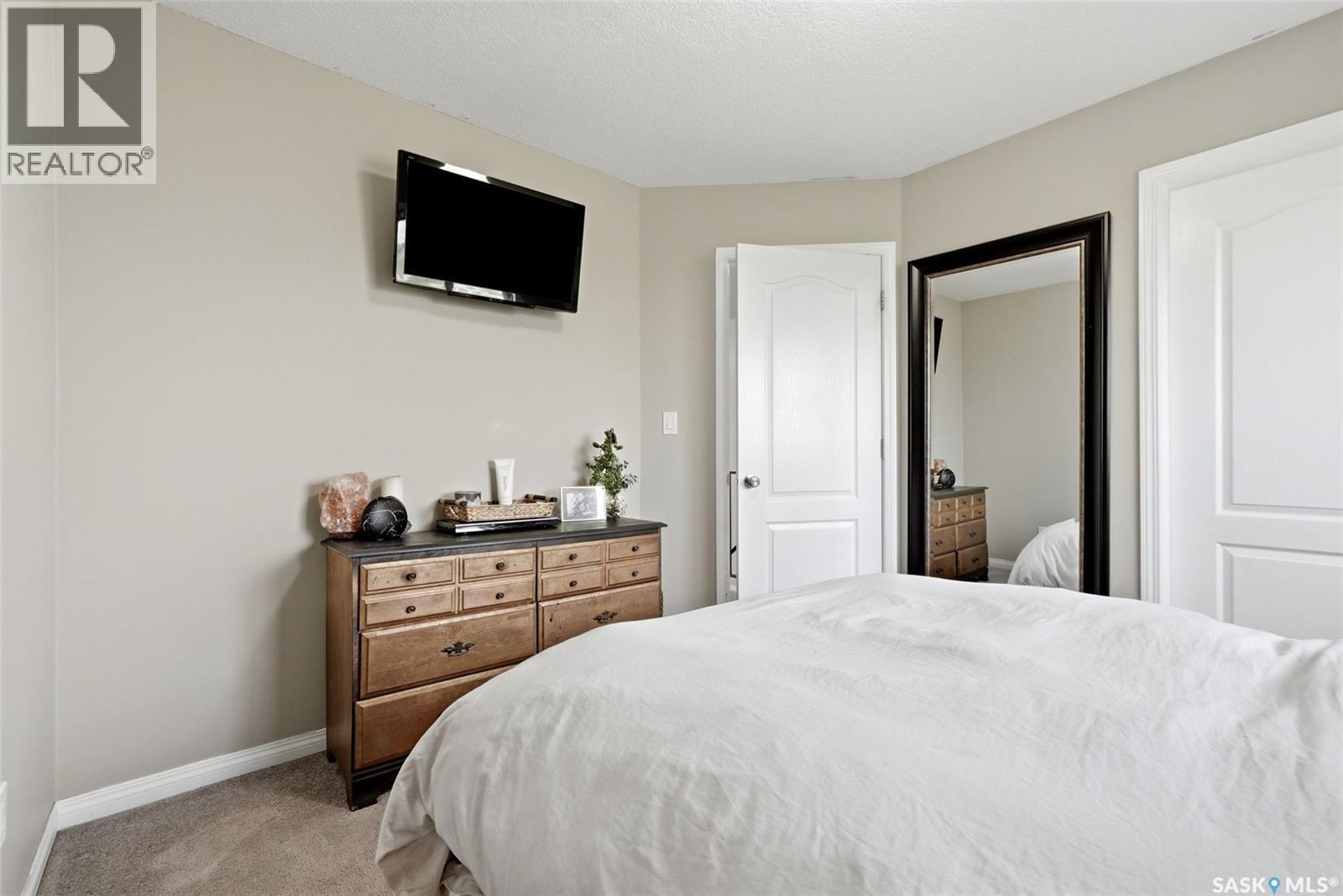 312 3822 Dewdney Avenue E, Regina, SK - Indoor Photo Showing Bedroom