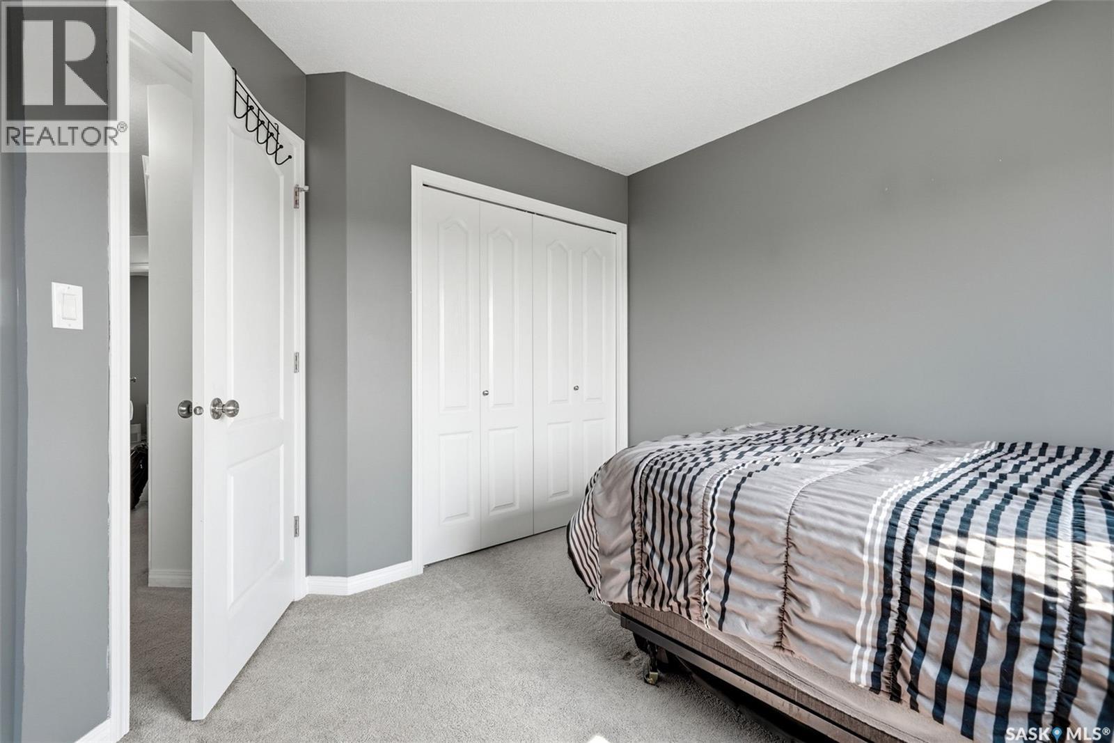 312 3822 Dewdney Avenue E, Regina, SK - Indoor Photo Showing Bedroom