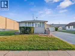 43 Clark STREET West Leamington, ON N8H 1E6