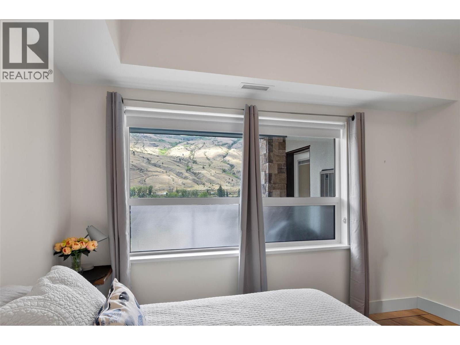 651 Dunes Drive Unit# 306, Kamloops, BC - Indoor Photo Showing Bedroom