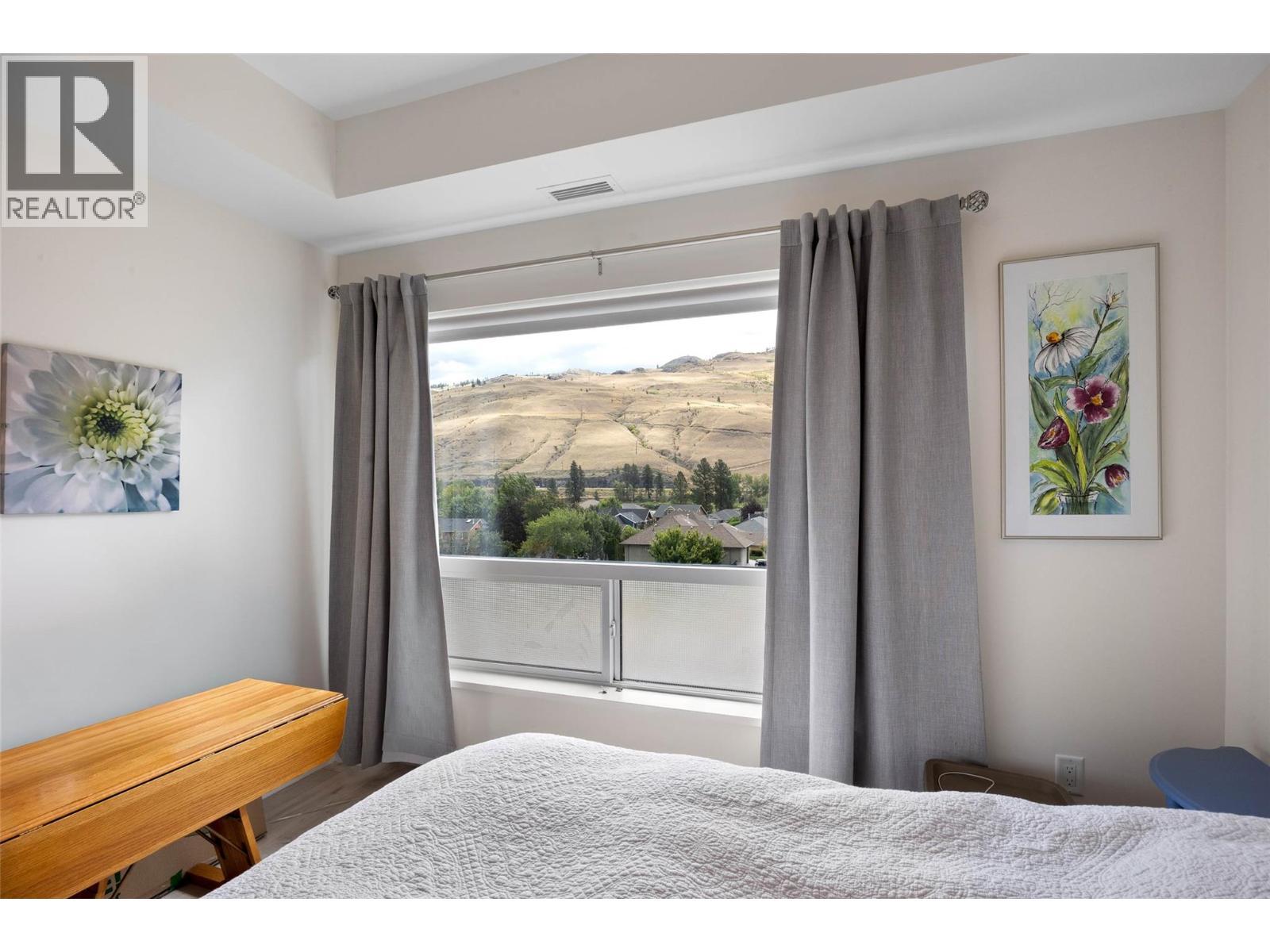 651 Dunes Drive Unit# 306, Kamloops, BC - Indoor Photo Showing Bedroom