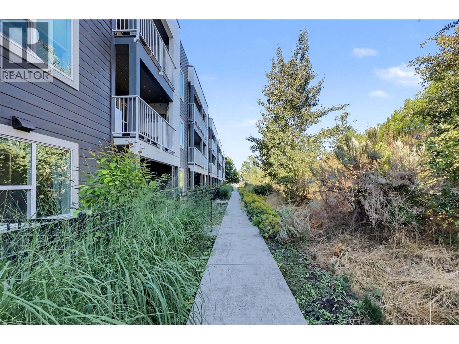 725 Academy Way Unit# 115, Kelowna, BC - Outdoor