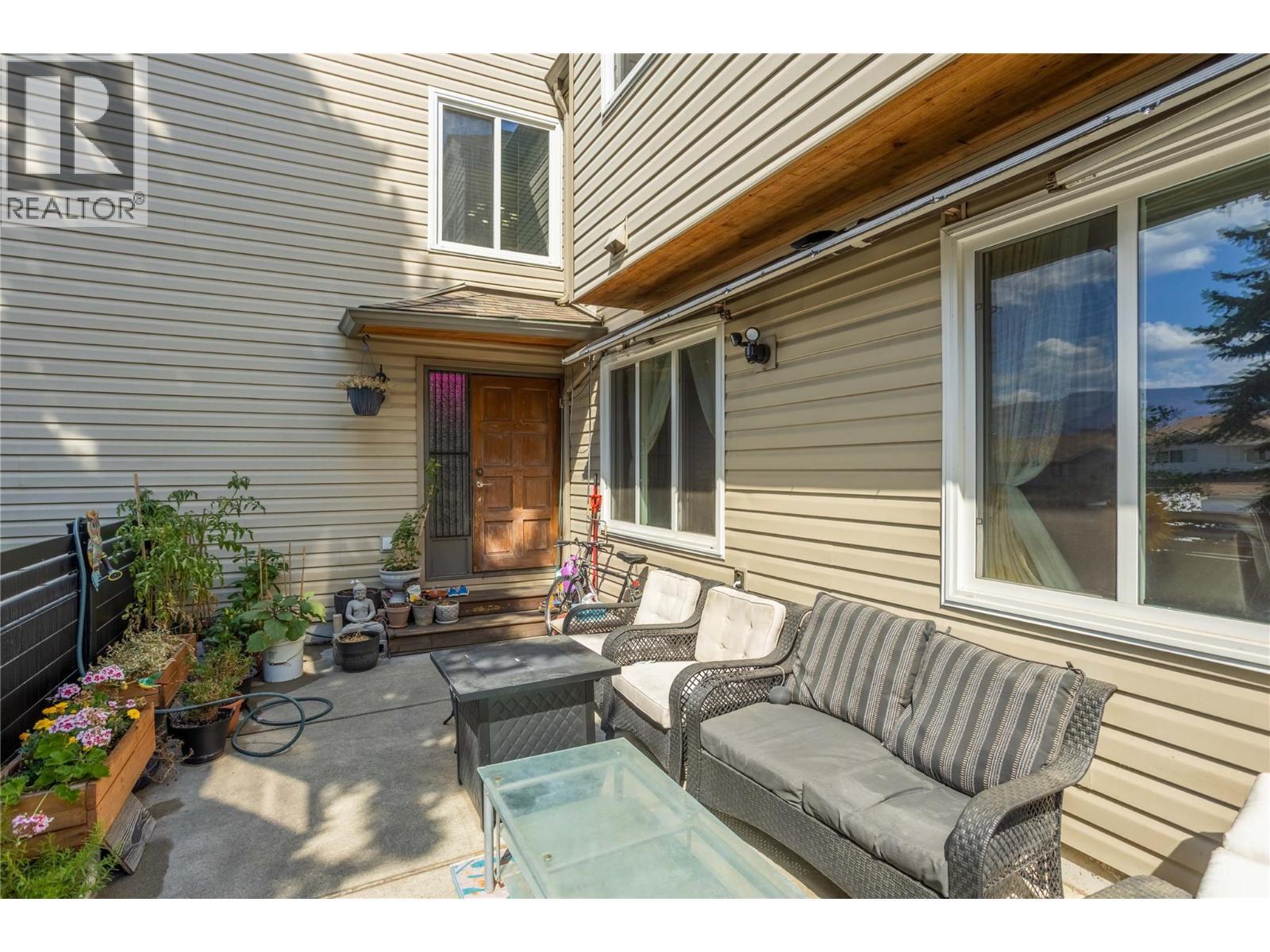 1675 Thayer Court Unit# 1, Kelowna, BC - Outdoor With Deck Patio Veranda With Exterior