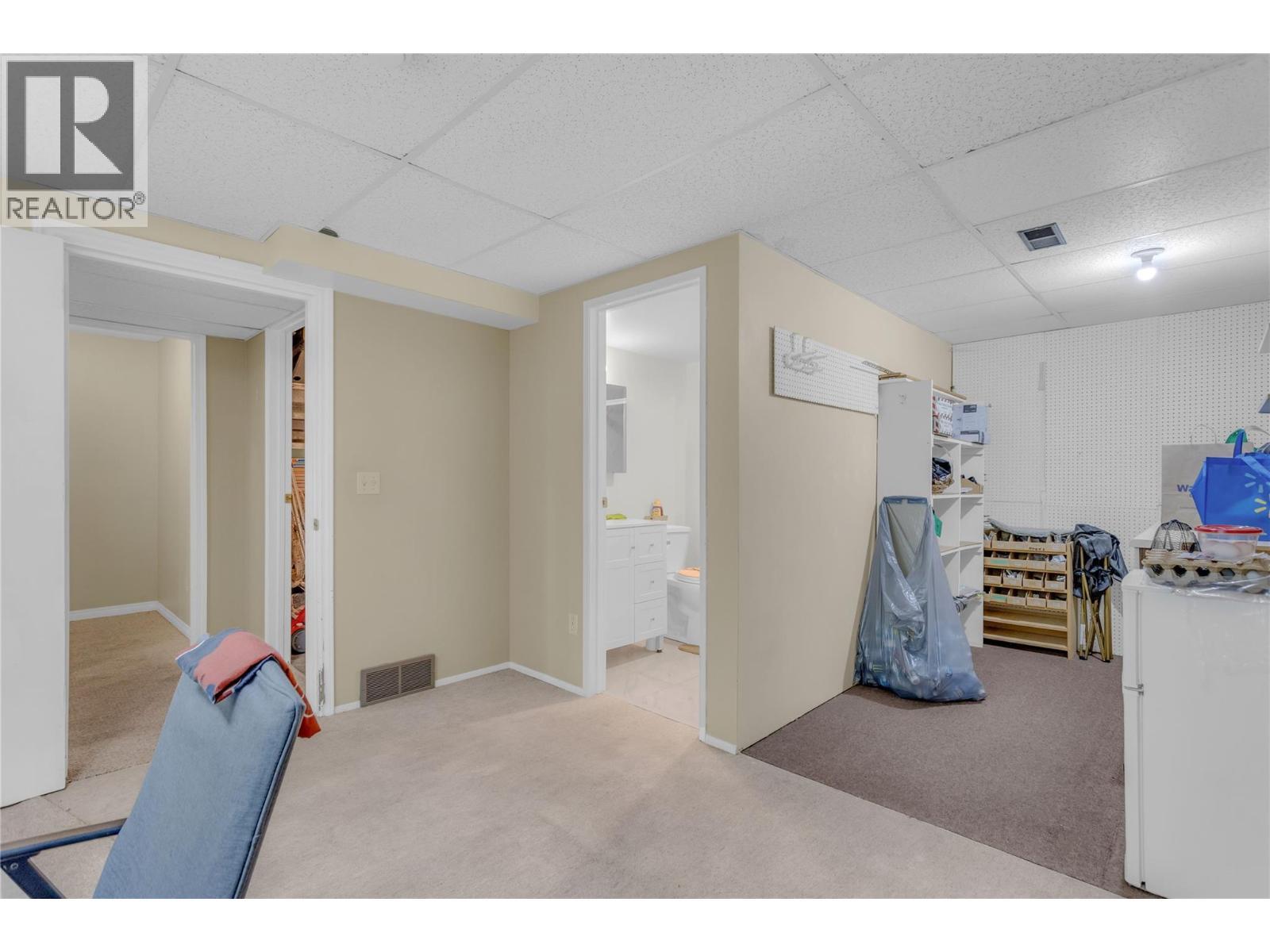1675 Thayer Court Unit# 1, Kelowna, BC - Indoor