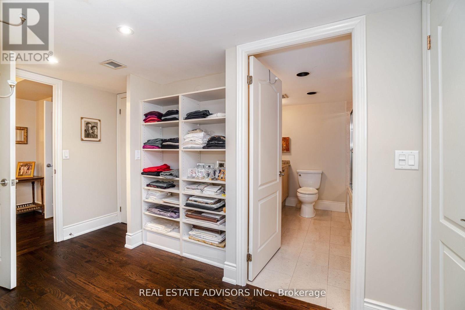 309 - 75 York Mills Road, Toronto, ON - Indoor