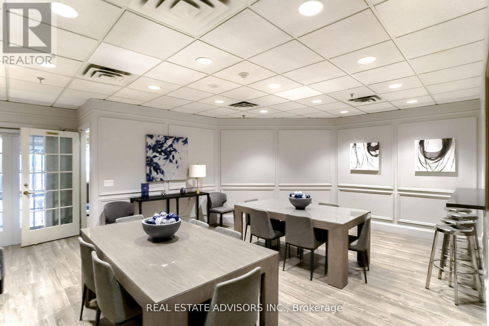 309 - 75 York Mills Road, Toronto, ON - Indoor Photo Showing Dining Room