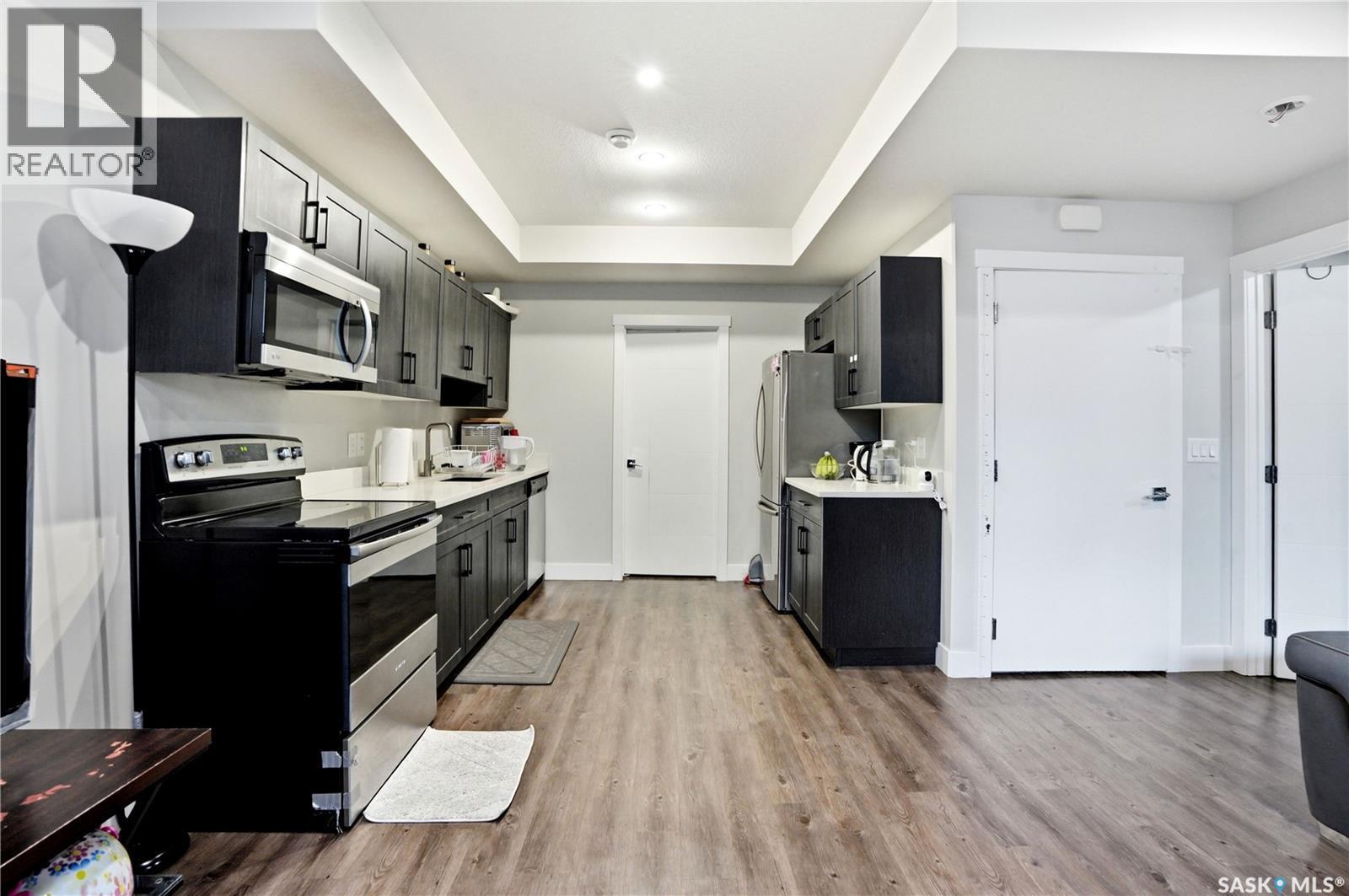 206 Kenaschuk Union, Saskatoon, SK - Indoor Photo Showing Kitchen