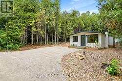 86 SOUTH SHORE ROAD Northern Bruce Peninsula, ON N0H 1W0