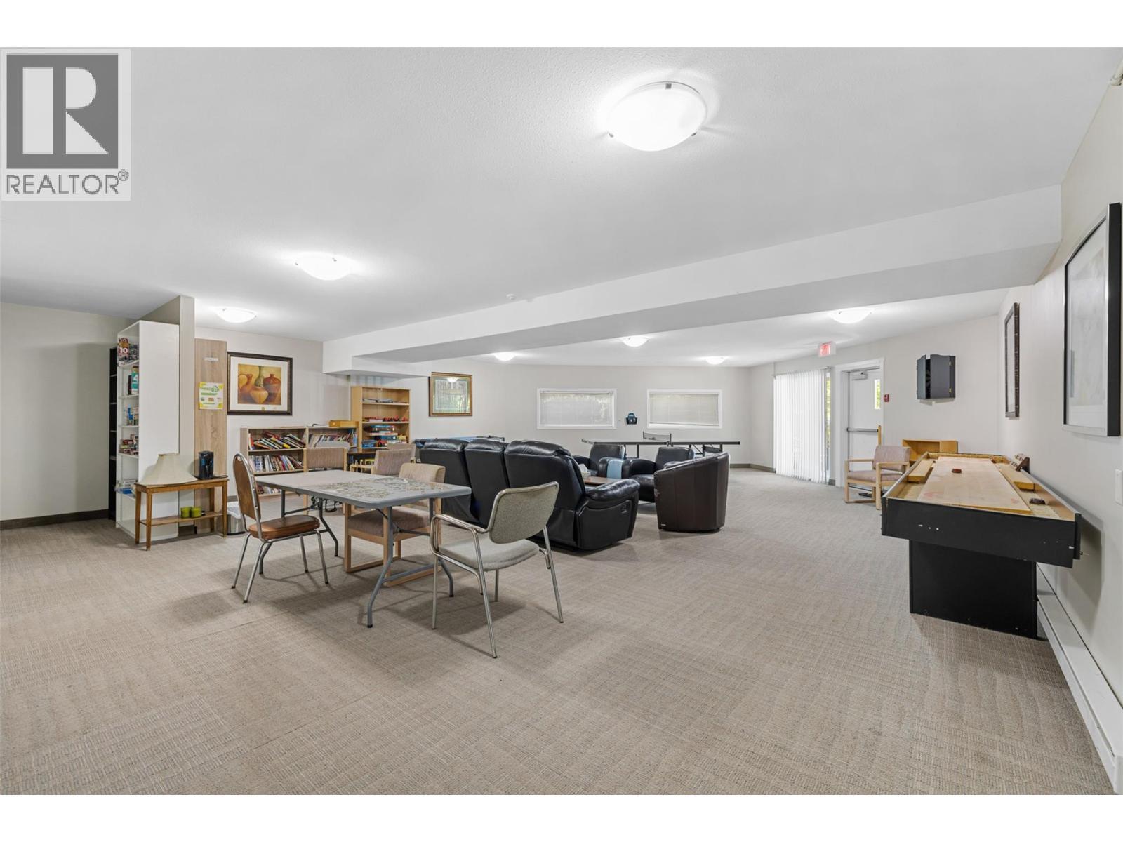 735 Cook Road Unit# 104C, Kelowna, BC - Indoor